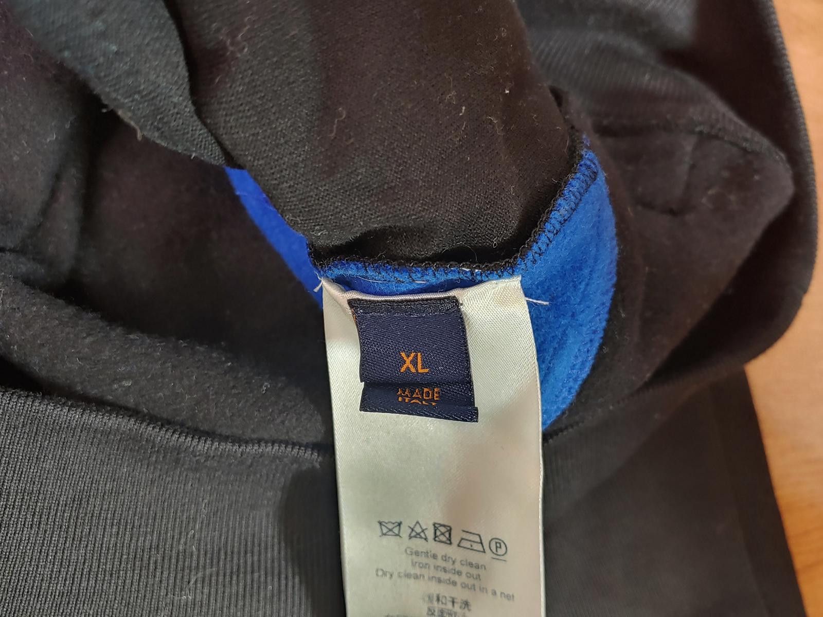 Louis Vuitton Louis Vuitton Monogram Circle Cut Hoodie in White/Blue/Black Size US XL / EU 56 / 4 - 7 Thumbnail