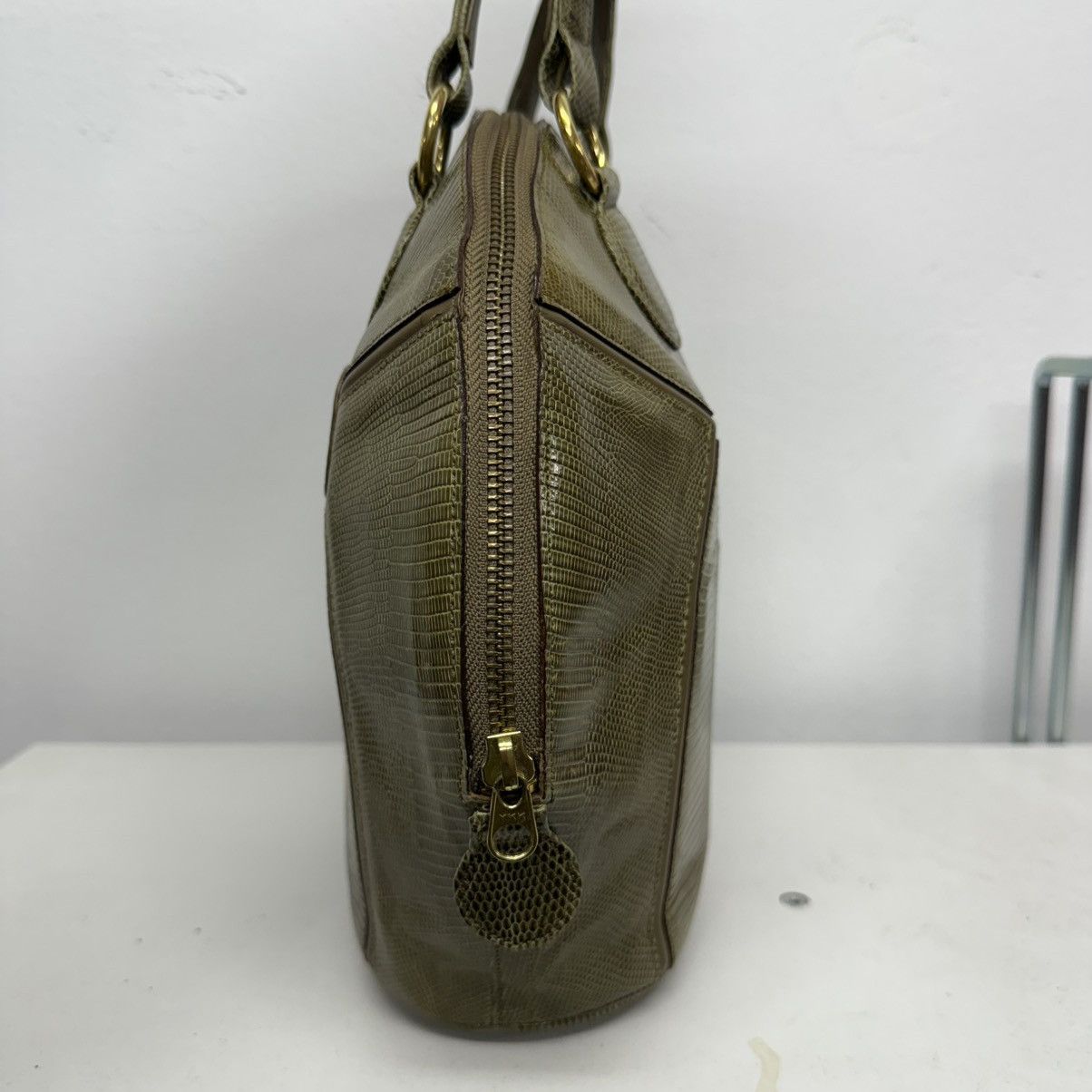 Japanese Brand Mariona Leather Lizard Skin Hand Bag Size ONE SIZE - 2 Thumbnail