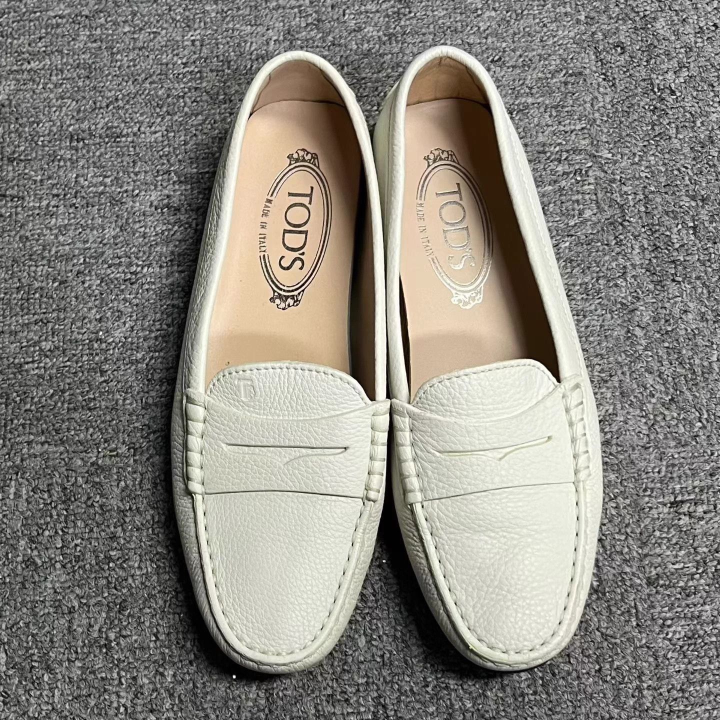 Tod's TOD'S white square toe slip-on loafers 36.5 new Size US 5.5 / IT 35.5 - 2 Thumbnail