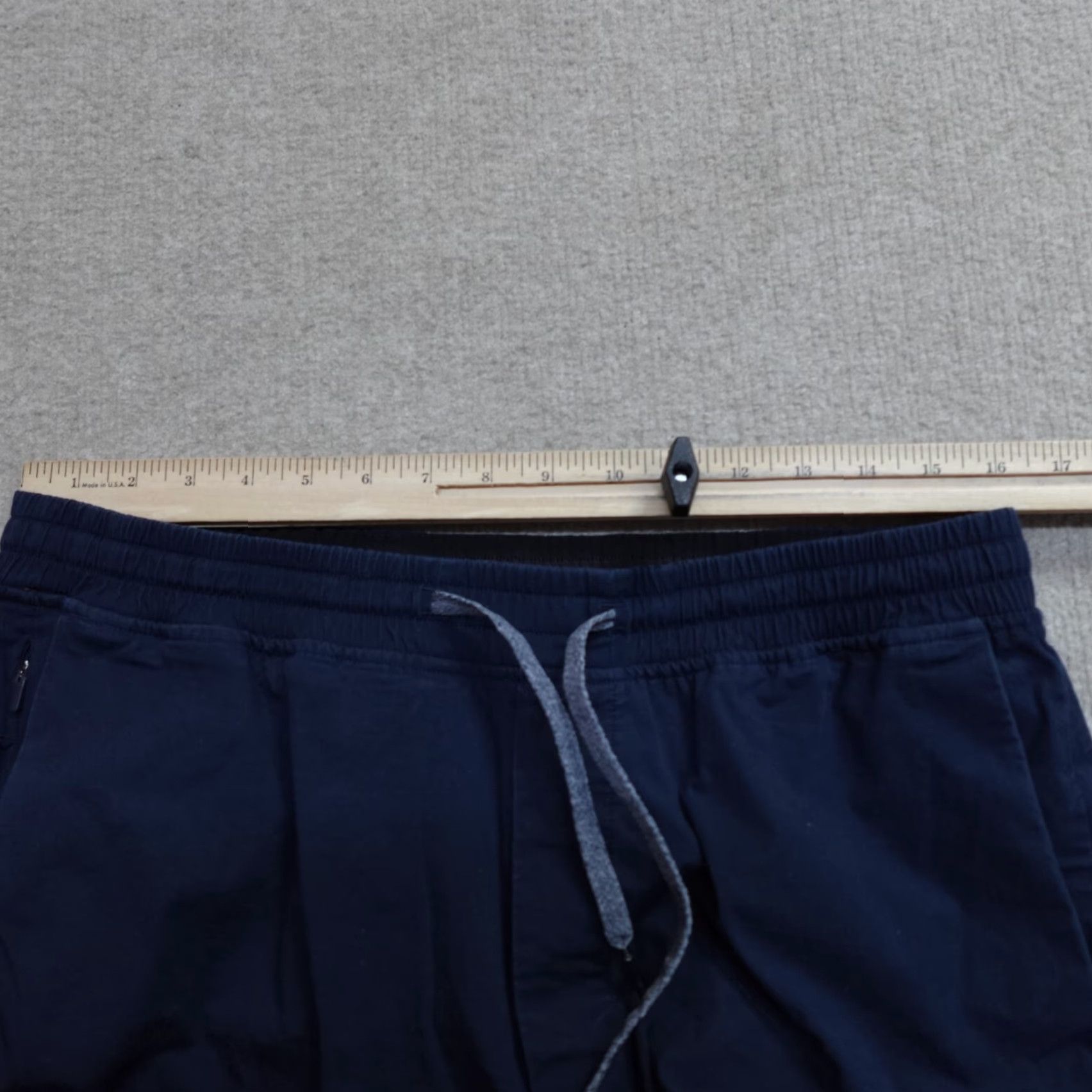 Lululemon Lululemon Shorts Men Regular L Beige Solid Front Flat 10 in Inseam Stretch Drawstring Pull On 6.5" LM7AAPS Size US 33 - 5 Thumbnail