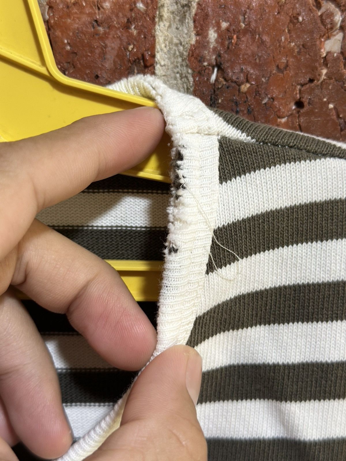A.P.C. × Designer × Vintage Vintage A.P.C Stripe Sun Faded Tee Size XS / US 0-2 / IT 36-38 - 5 Thumbnail