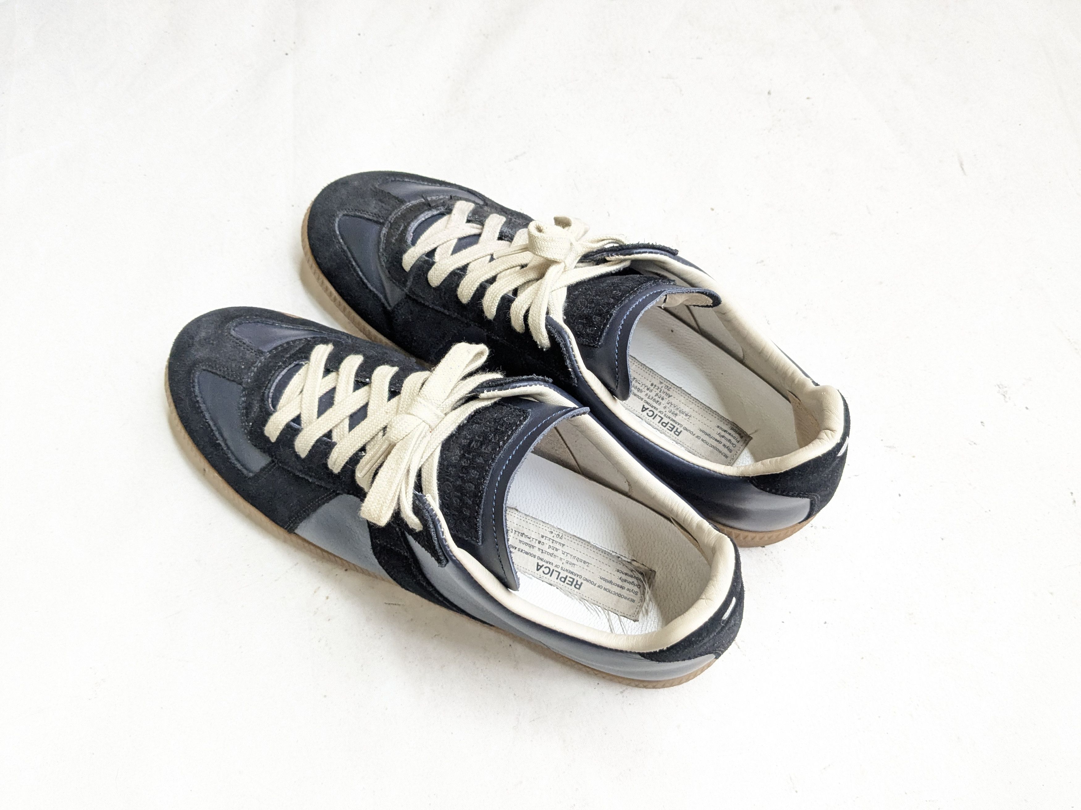 Maison Margiela Maison Margiela Replica GAT Navy Blue 10 43 Low Tops Size US 10 / EU 43 - 17 Thumbnail