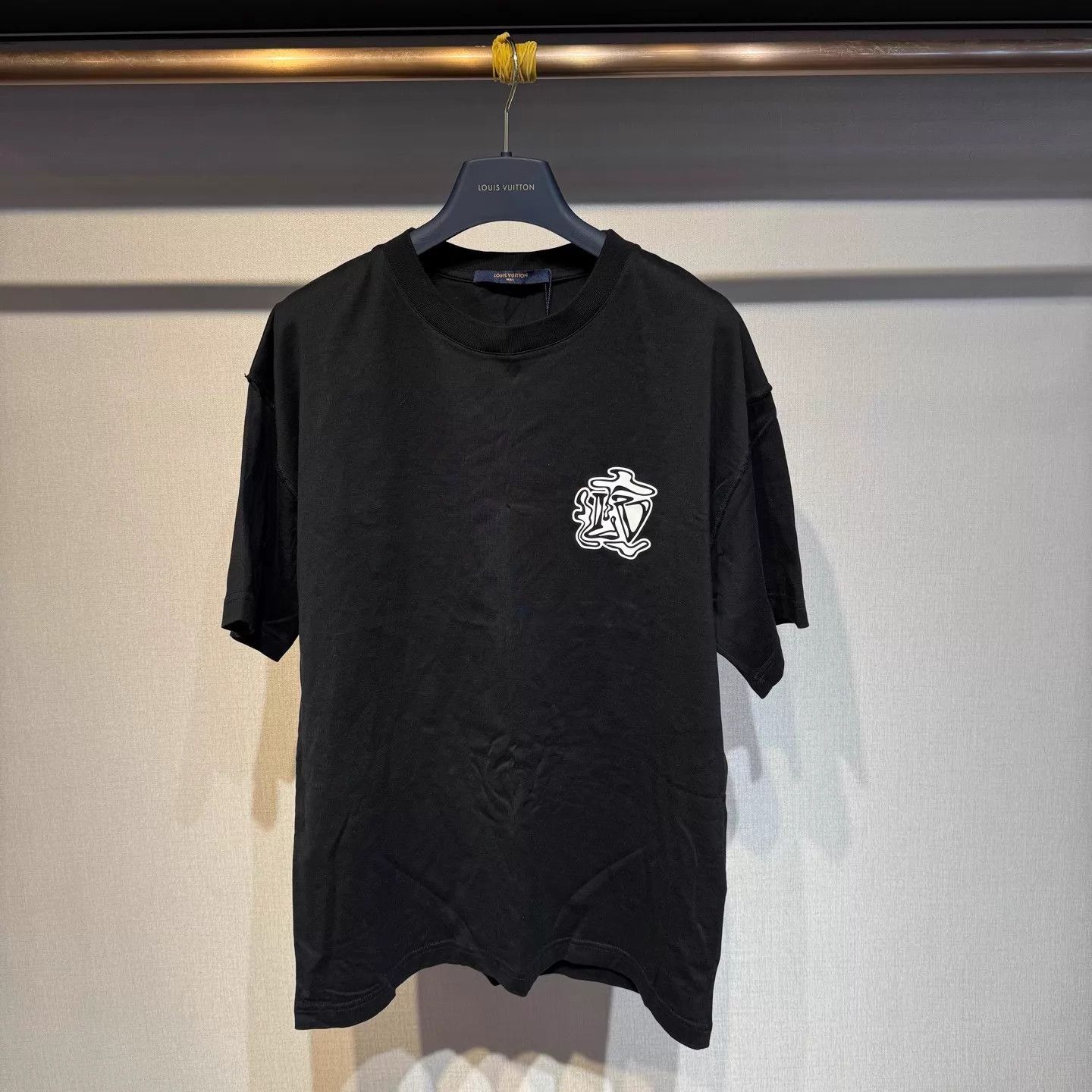 Louis Vuitton Louis Vuitton Chest Logo Short Sleeve Tee M New Size US M / EU 48-50 / 2 - 1 Thumbnail