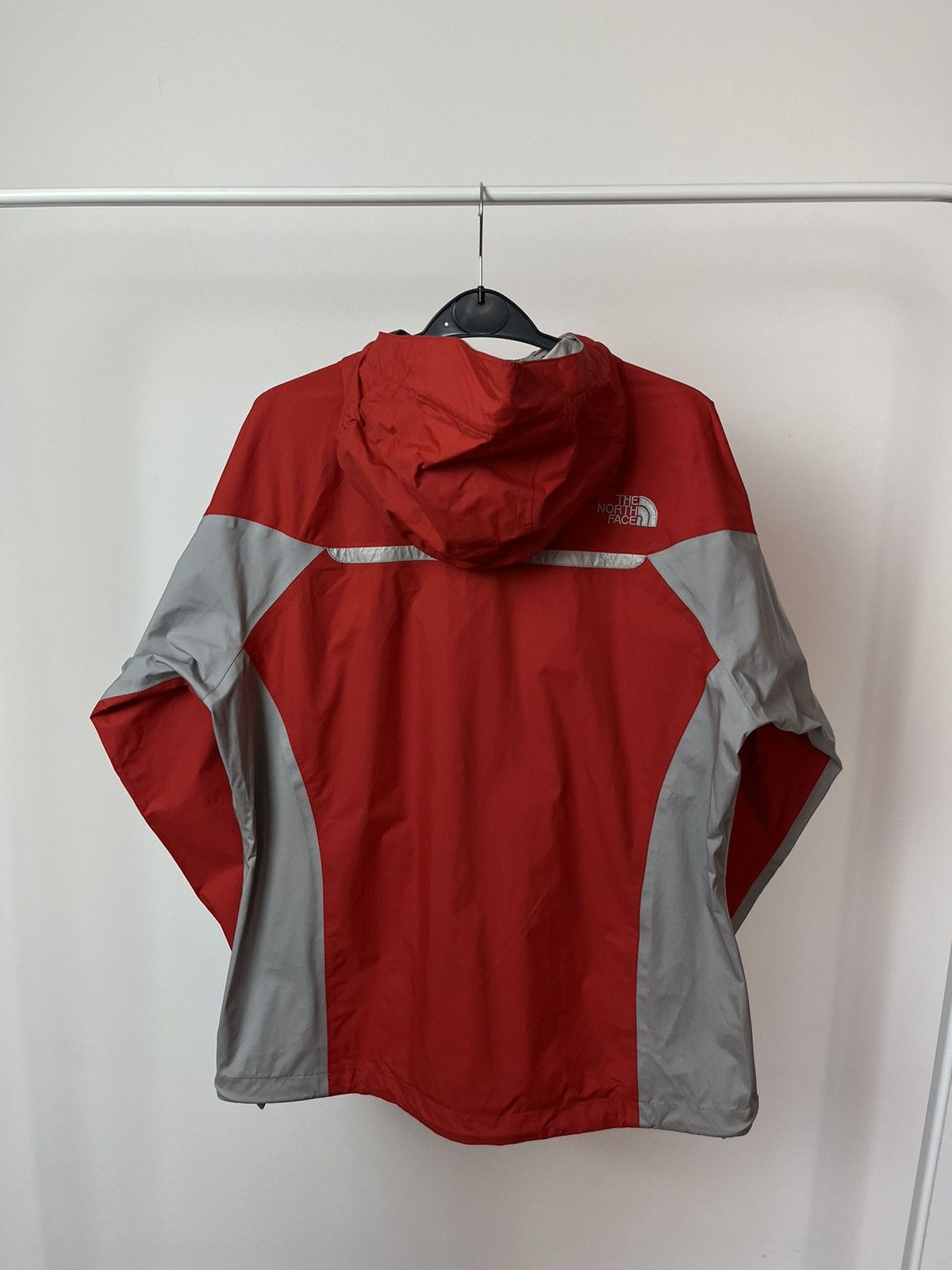 The North Face × Vintage Vintage The North Face Woman’s HyVent DY Light Jacket Size M / US 6-8 / IT 42-44 - 12 Thumbnail