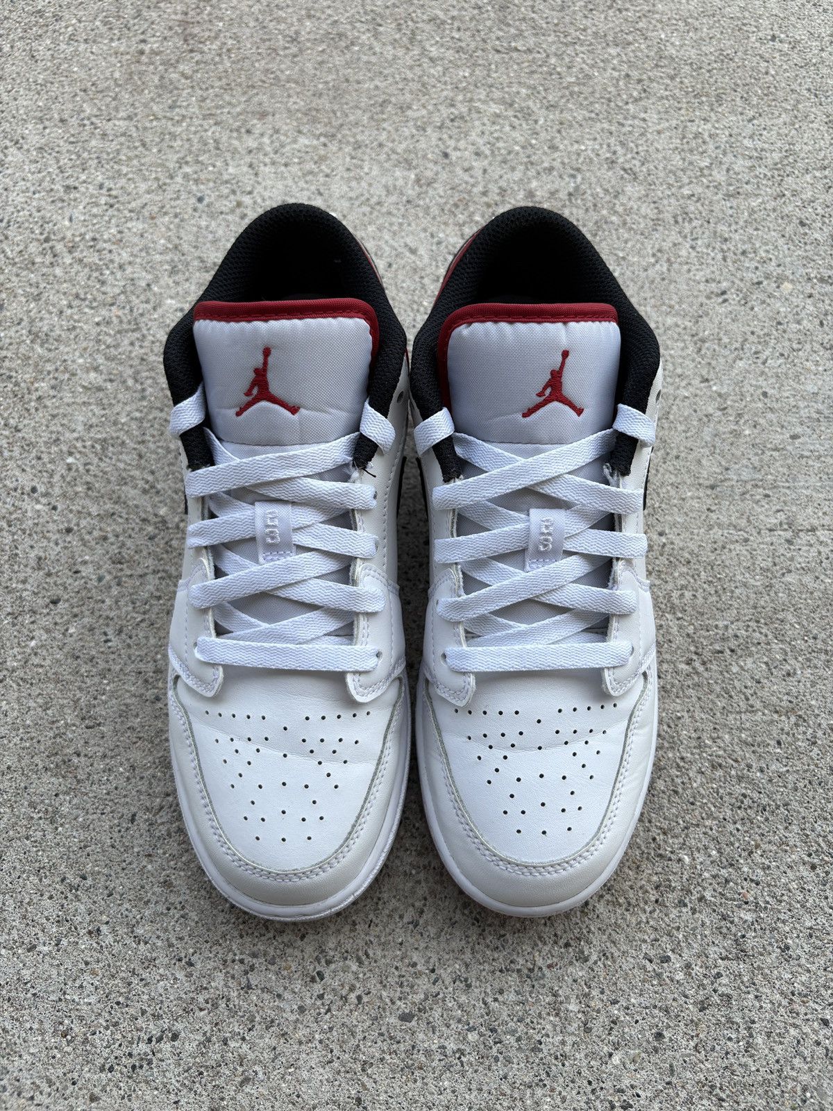 Jordan Brand 2021 Jordan 1 Low “White Gym Red” (GS) Size 5.5Y Size US 5.5 / EU 38 - 2 Thumbnail