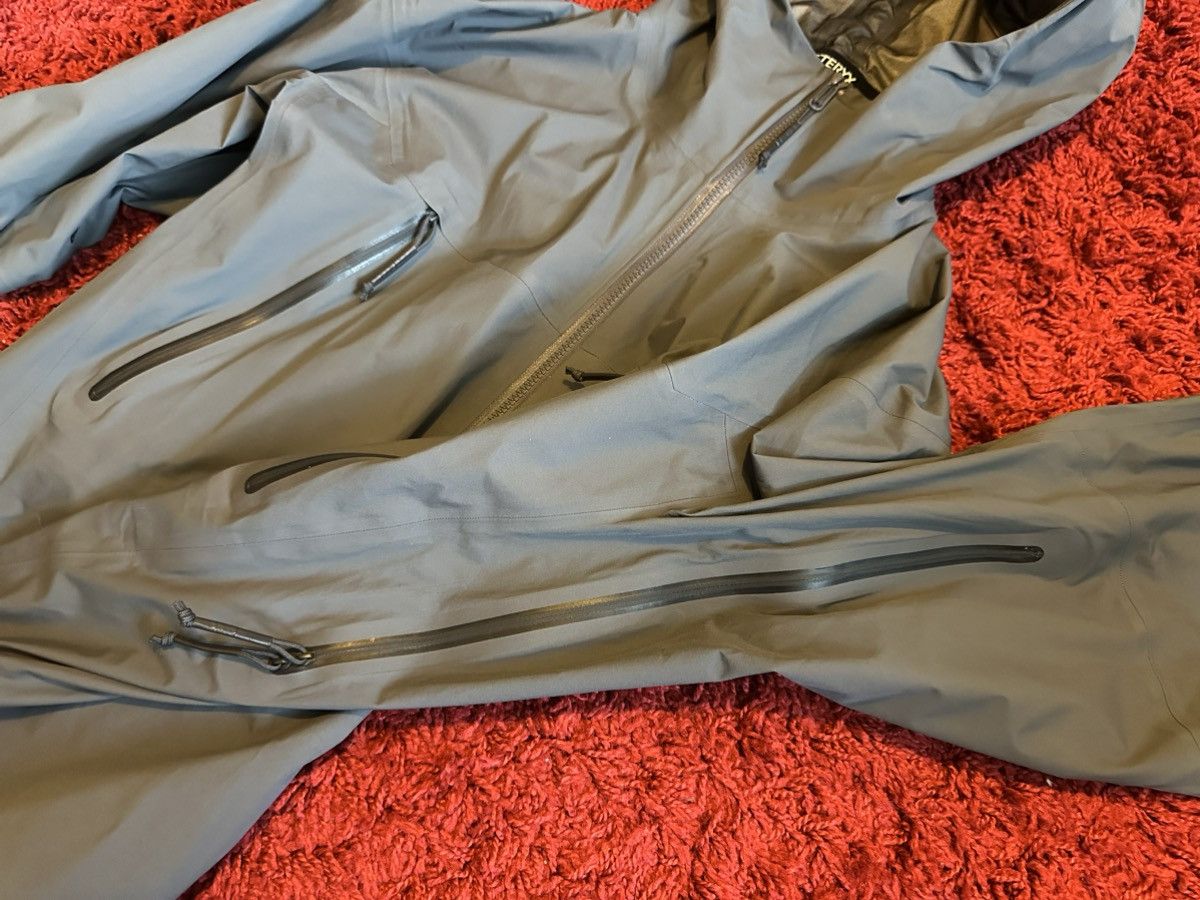 Arc'teryx Arcteryx LEAF Alpha LT Jacket Gen 2 Size US L / EU 52-54 / 3 - 3 Thumbnail