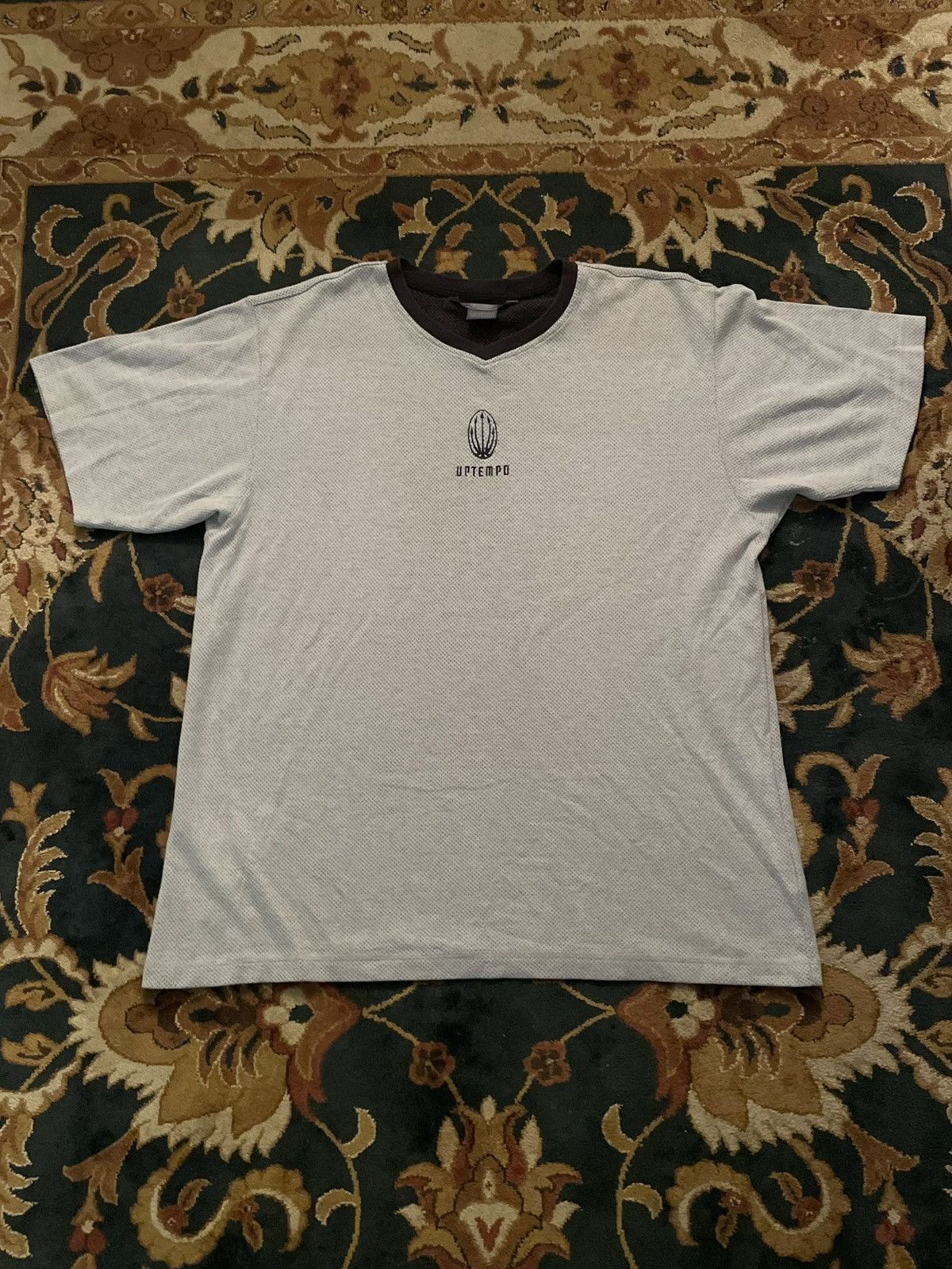 Nike Vintage Y2K Nike Uptempo Grey Basketball Jersey SS T-Shirt Size US L / EU 52-54 / 3 - 1 Thumbnail