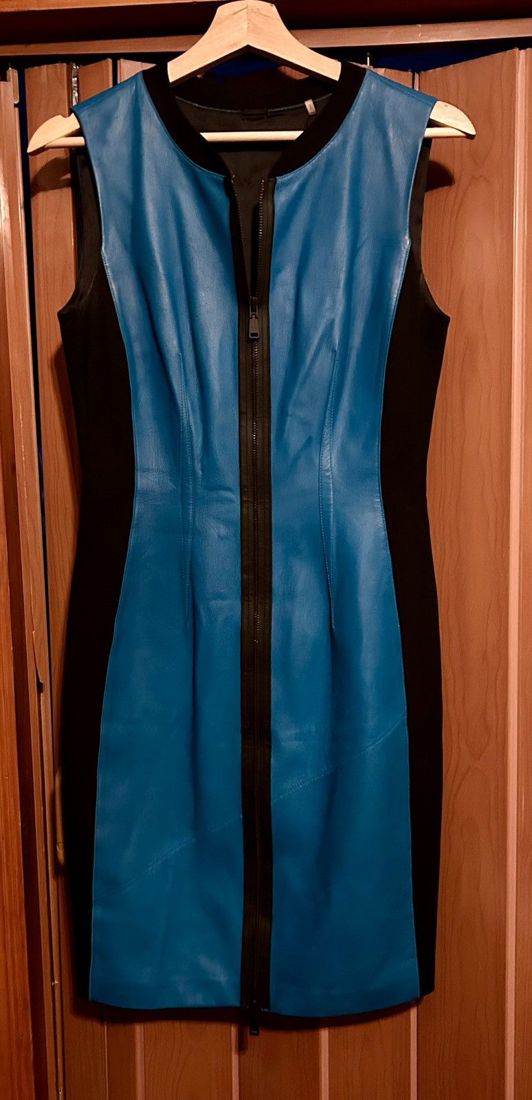 Elie Tahari Elle Thari Mila lambskin leather dress Size M / US 6-8 / IT 42-44 - 1 Thumbnail