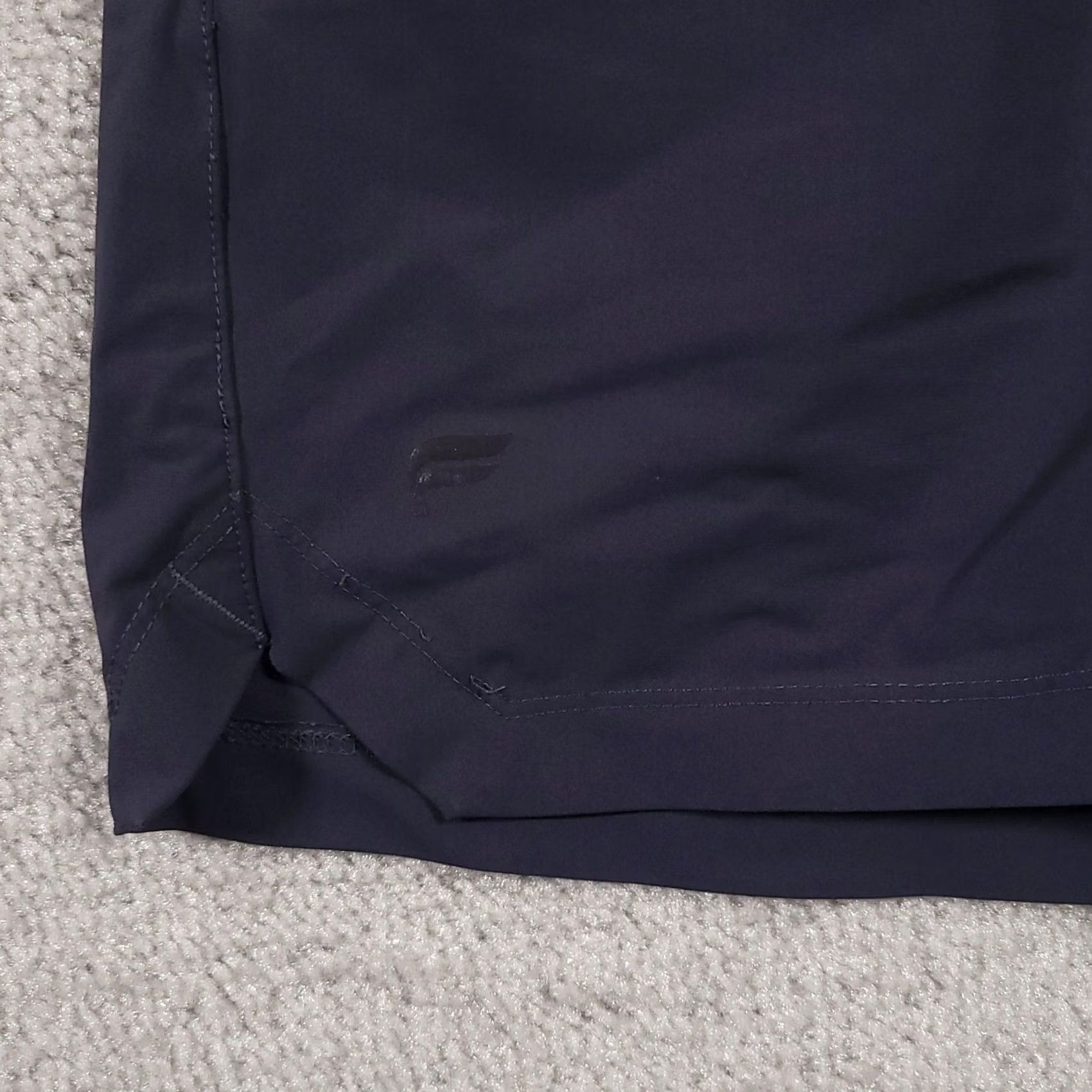 Fabletics Fabletics Shorts Women's Small Navy Blue Quick Dry Athletic Stretch Pockets Zip Pocket Size 28" / US 6 / IT 42 - 4 Thumbnail