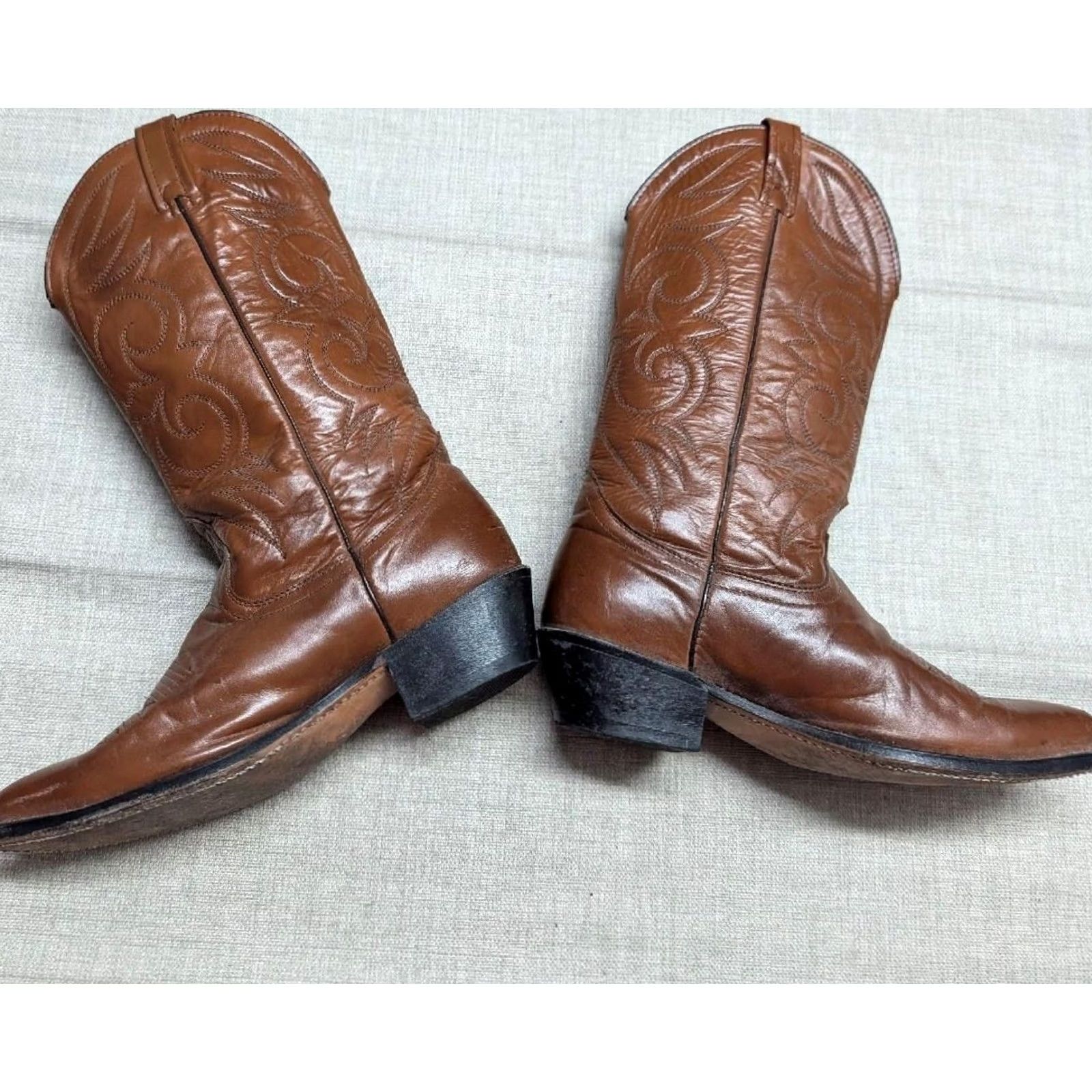 Dan Post VINTAGE Western leather COWBOY BOOTS Dan Post Mens 9 D Brown Leather 14" tall Mens Boots 1980s Size US 9 / EU 42 - 5 Thumbnail