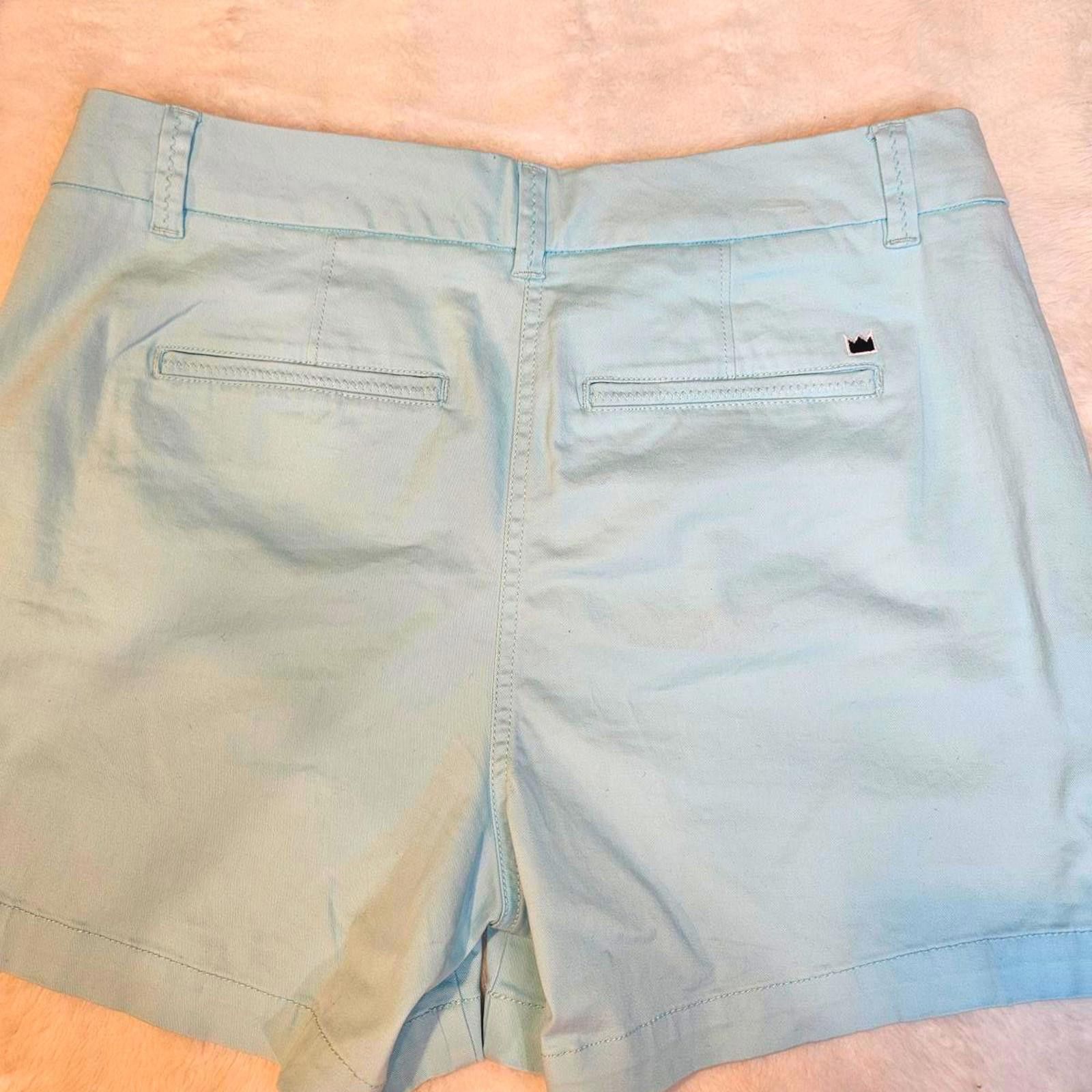 Designer Crown & Ivy Light Teal Caroline Shorts for Women #522 Size 30" / US 8 / IT 44 - 2 Thumbnail