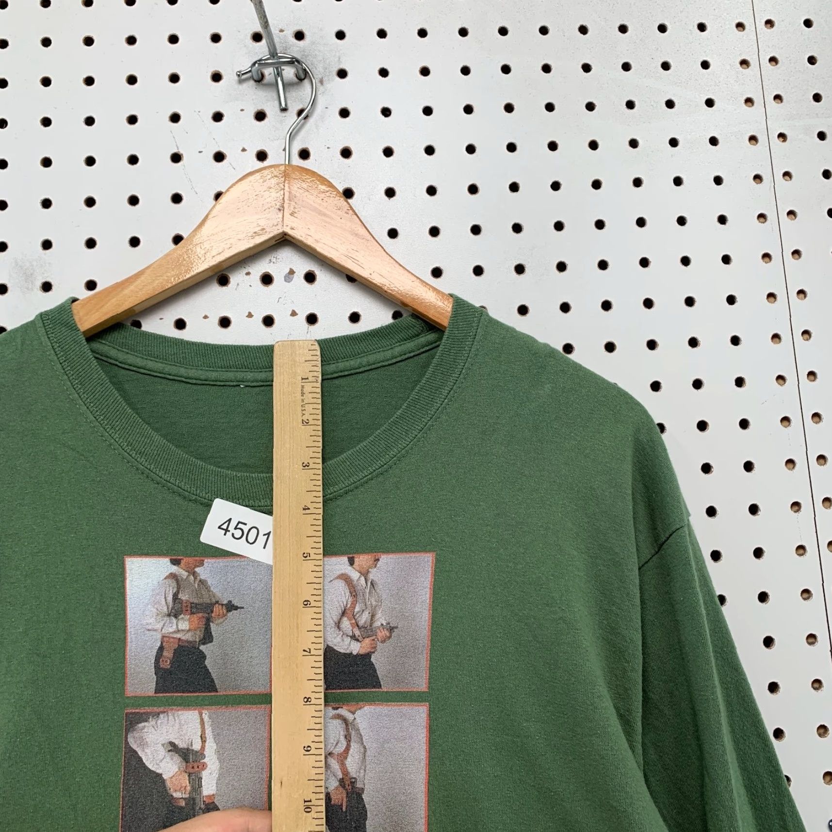 Gildan SAI Company Shirt Mens Medium Green Salient Arms International Long Sleeve Shirt Mens M Green Salient Arms International Long Sleeve Size US M / EU 48-50 / 2 - 7 Thumbnail