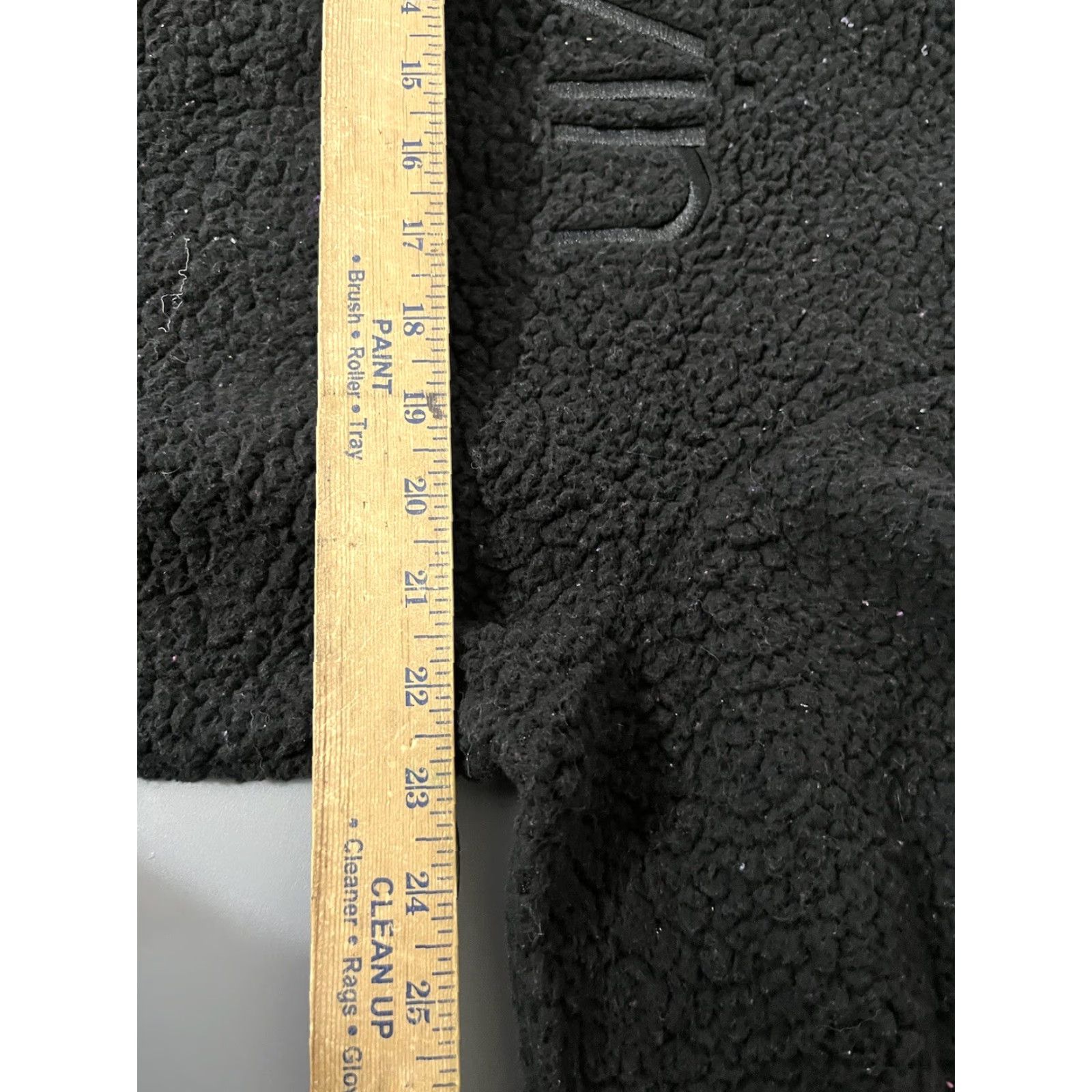 Calvin Klein Calvin Klein Sweatshirt Black Size L Pullover Crewneck Sherpa Teddy Bear Women's Size L / US 10 / IT 46 - 6 Thumbnail