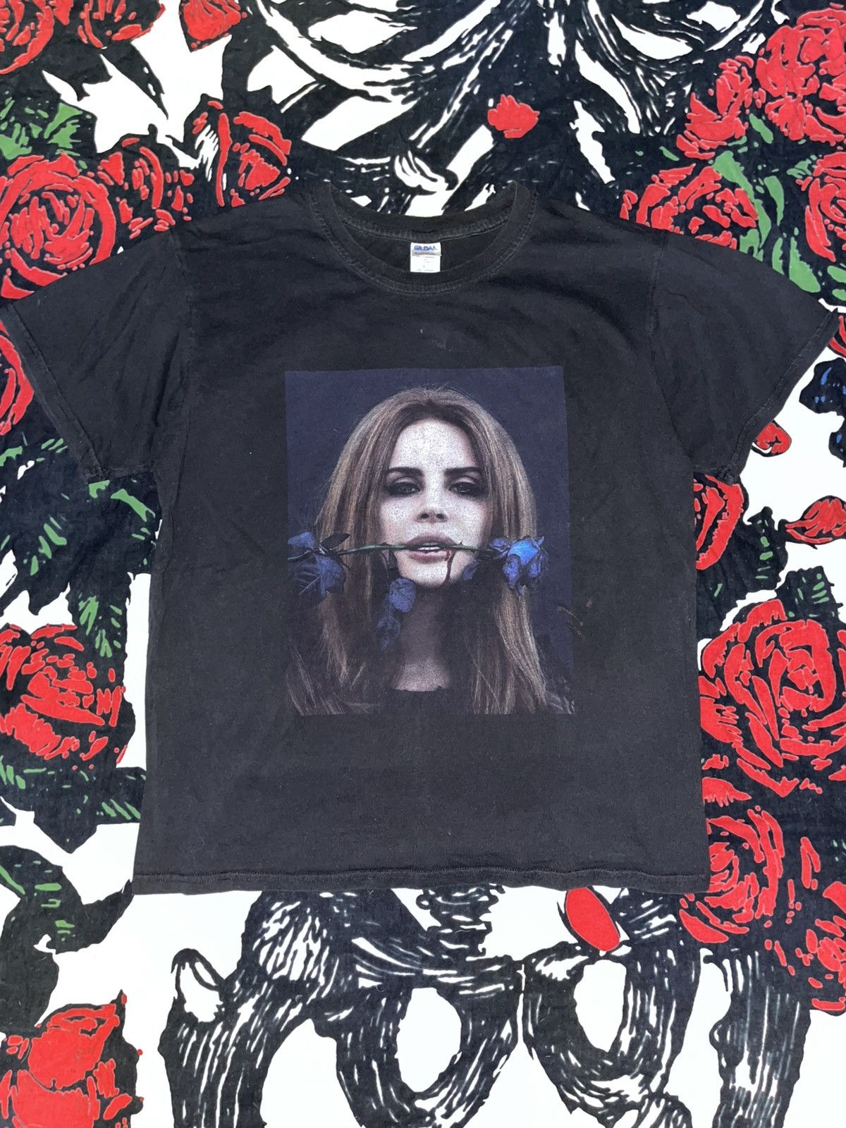 Crazy Y2K Faded Emo Grunge Goth Punk Skater Lana Del Rey Tee