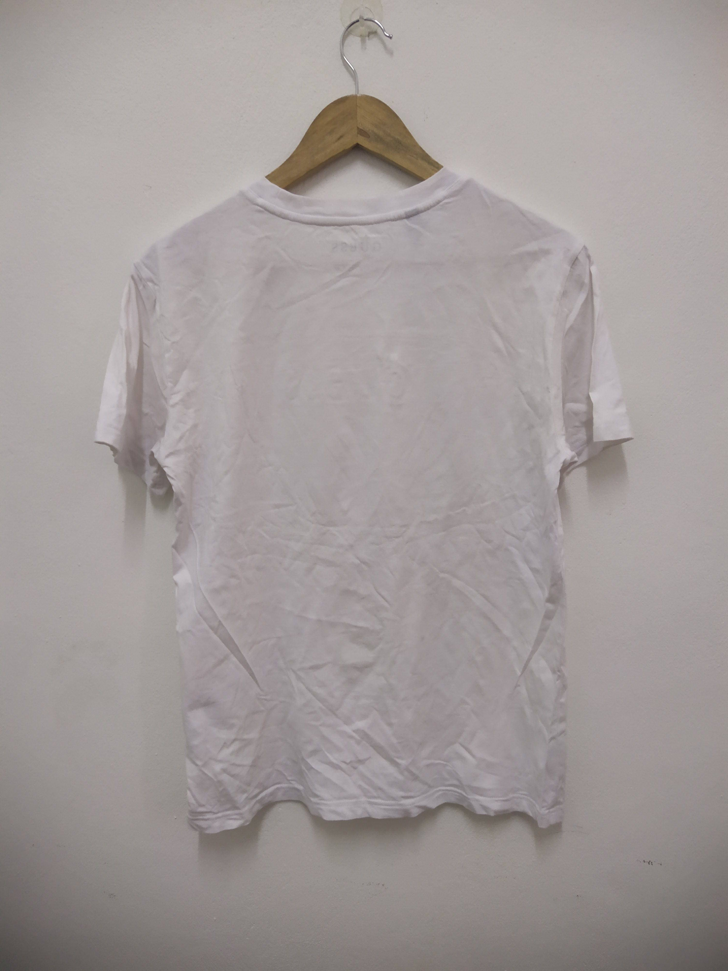 Guess Guess spell out White Good condition Size US L / EU 52-54 / 3 - 2 Thumbnail