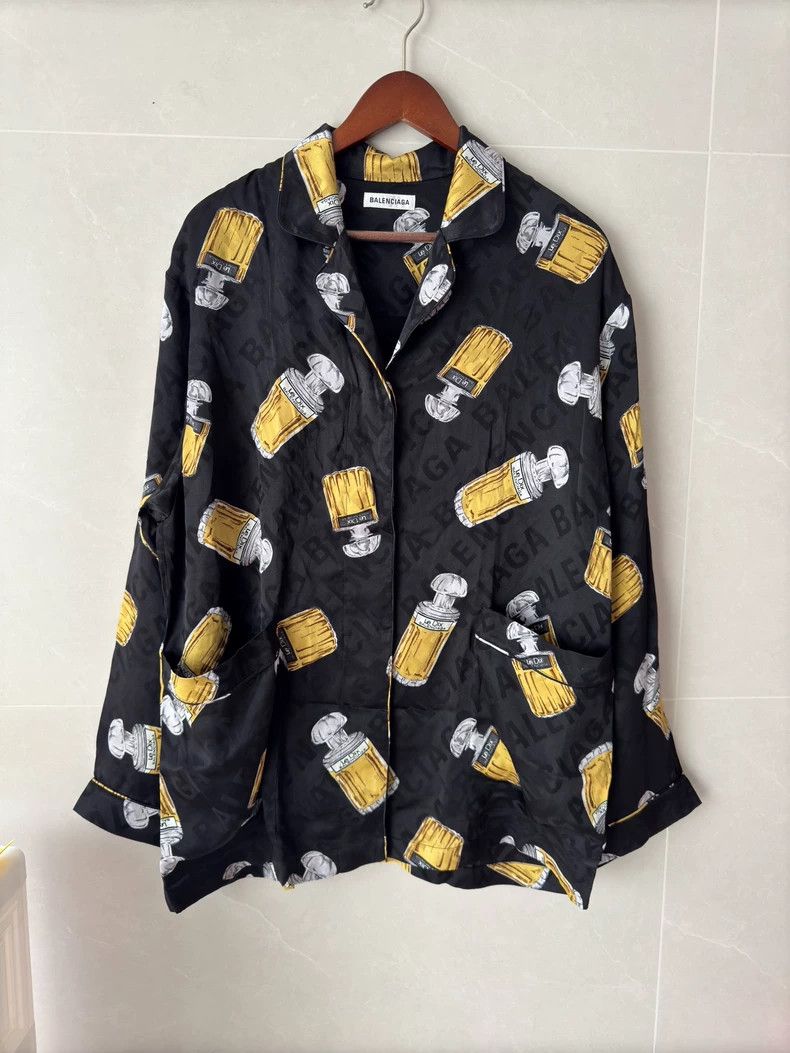 Balenciaga Balenciaga All-Over Print Button-Up Shirt - dmc Size US M / EU 48-50 / 2 - 1 Thumbnail