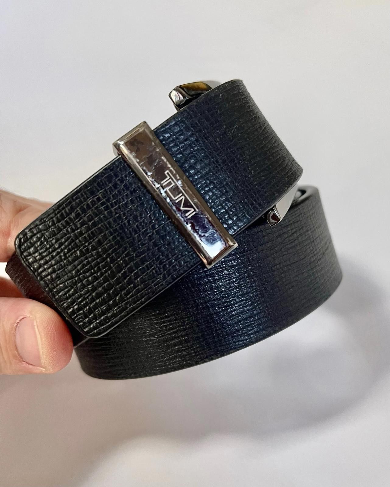 Tumi Tumi Genuine Leather Belt Quiet Luxury Minimalist 38 Black Size ONE SIZE - 2 Thumbnail