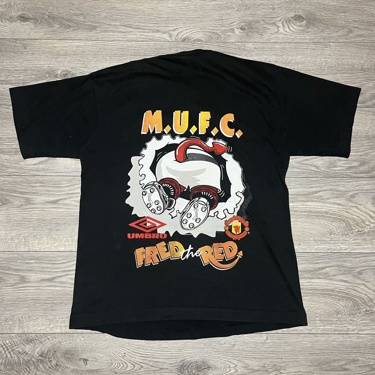 Umbro Vintage 90s Manchester United “Fred The Red Devil” T-shirt Size US M / EU 48-50 / 2 - 11 Thumbnail