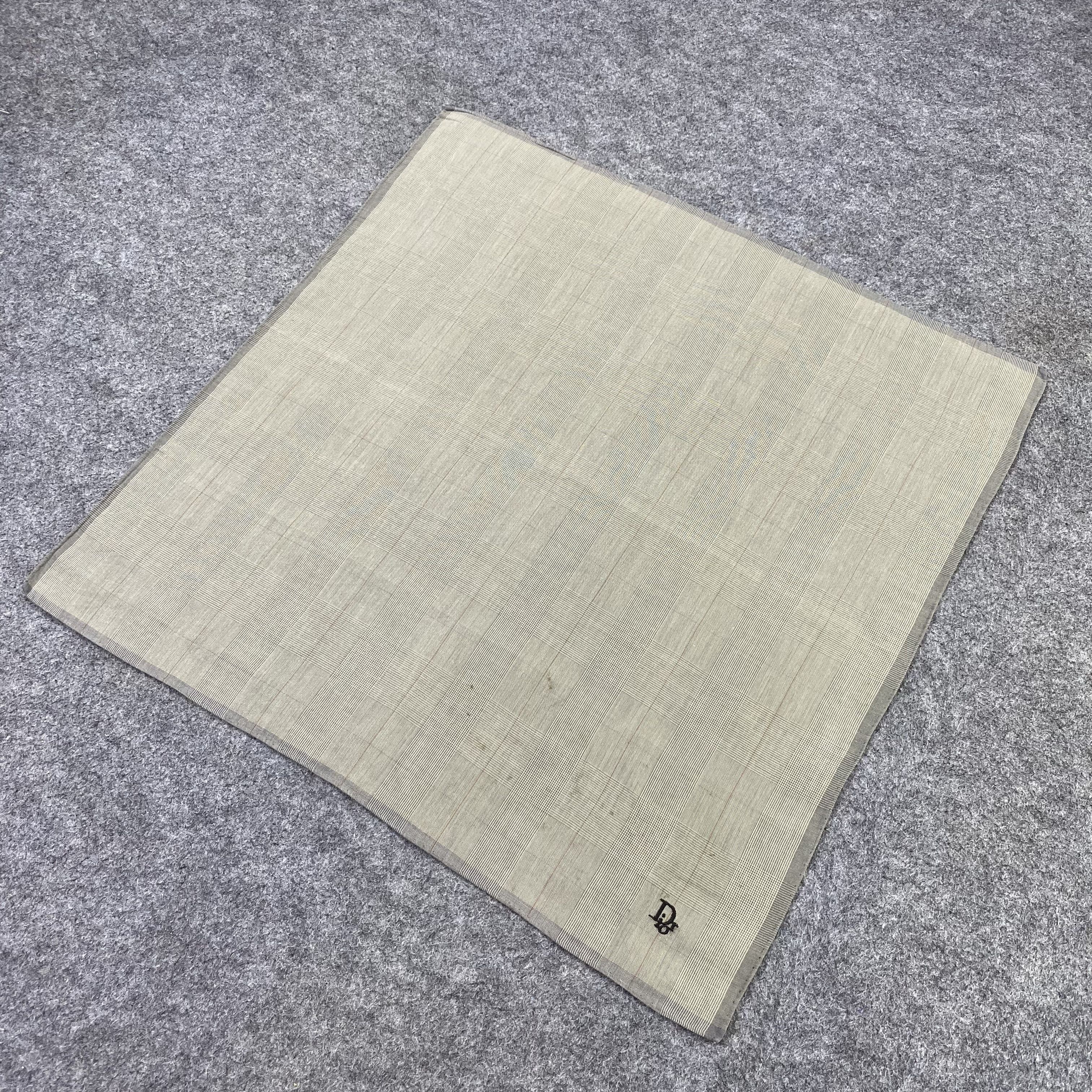 Vintage Christian Dior Handkerchief Neckerchief Bandana-B1881 Size ONE SIZE - 4 Thumbnail