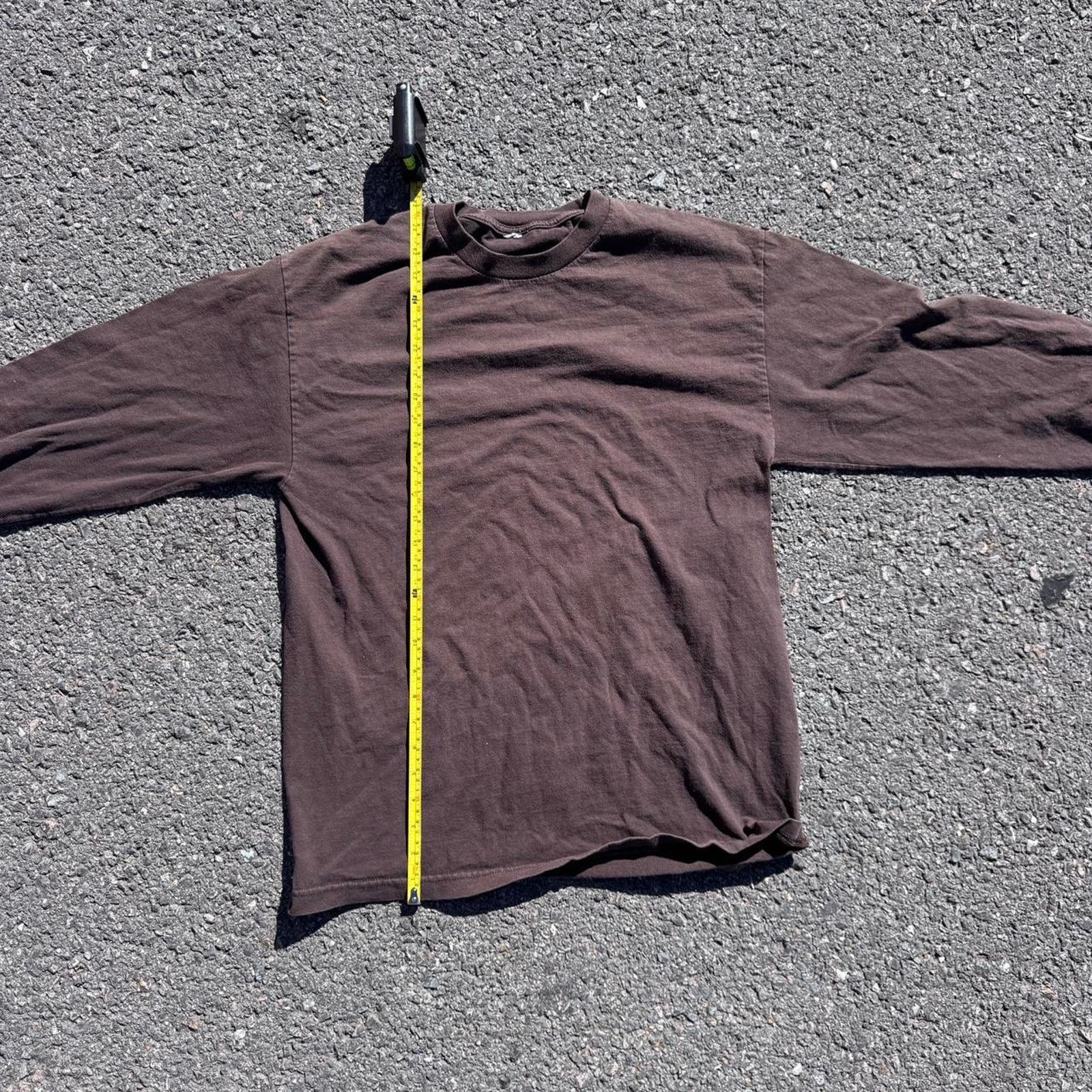 Vintage Brown blank faded Long Sleeve – Size Large Size US L / EU 52-54 / 3 - 5 Thumbnail