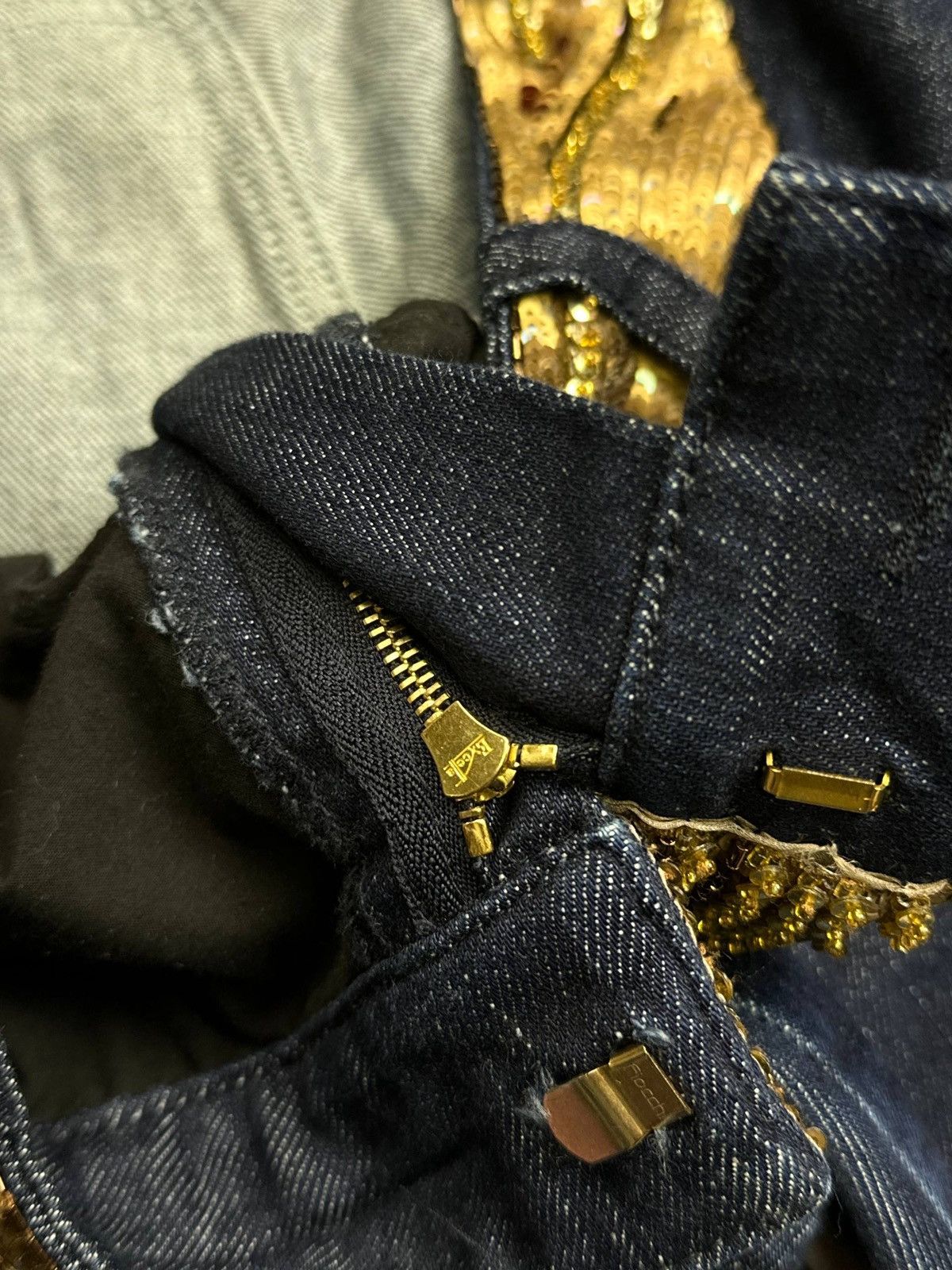 Escada Vintage Escada Golden Belt Grunge Avantgarde Pants Denim Size US 32 / EU 48 - 8 Thumbnail