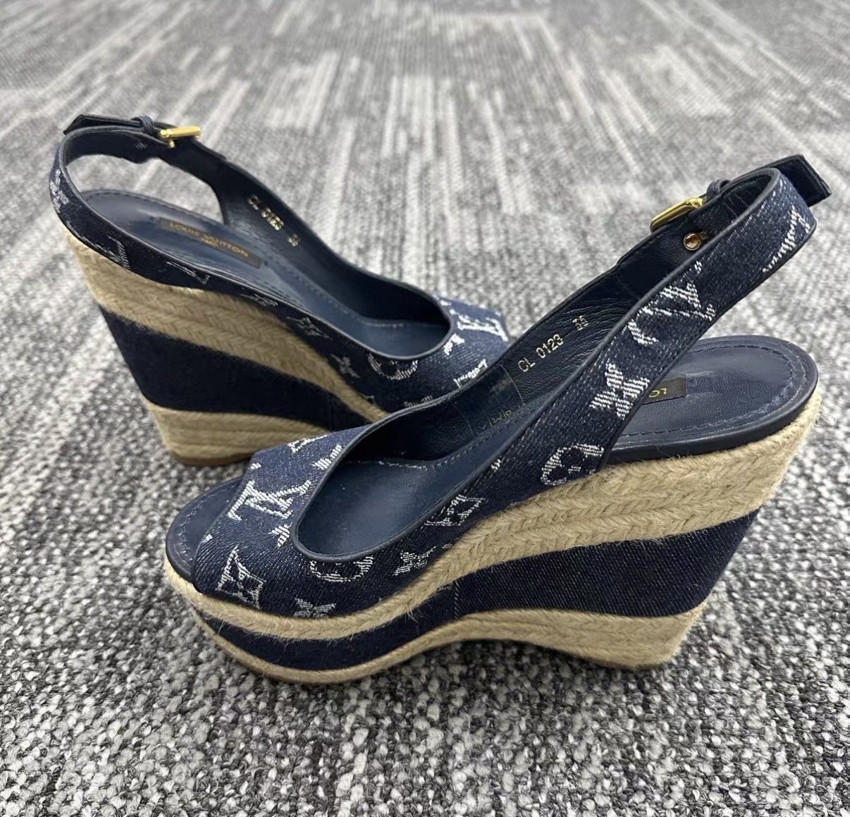 Louis Vuitton Louis Vuitton Monogram Denim Wedge Sandals J42 Size US 6 / IT 36 - 5 Thumbnail