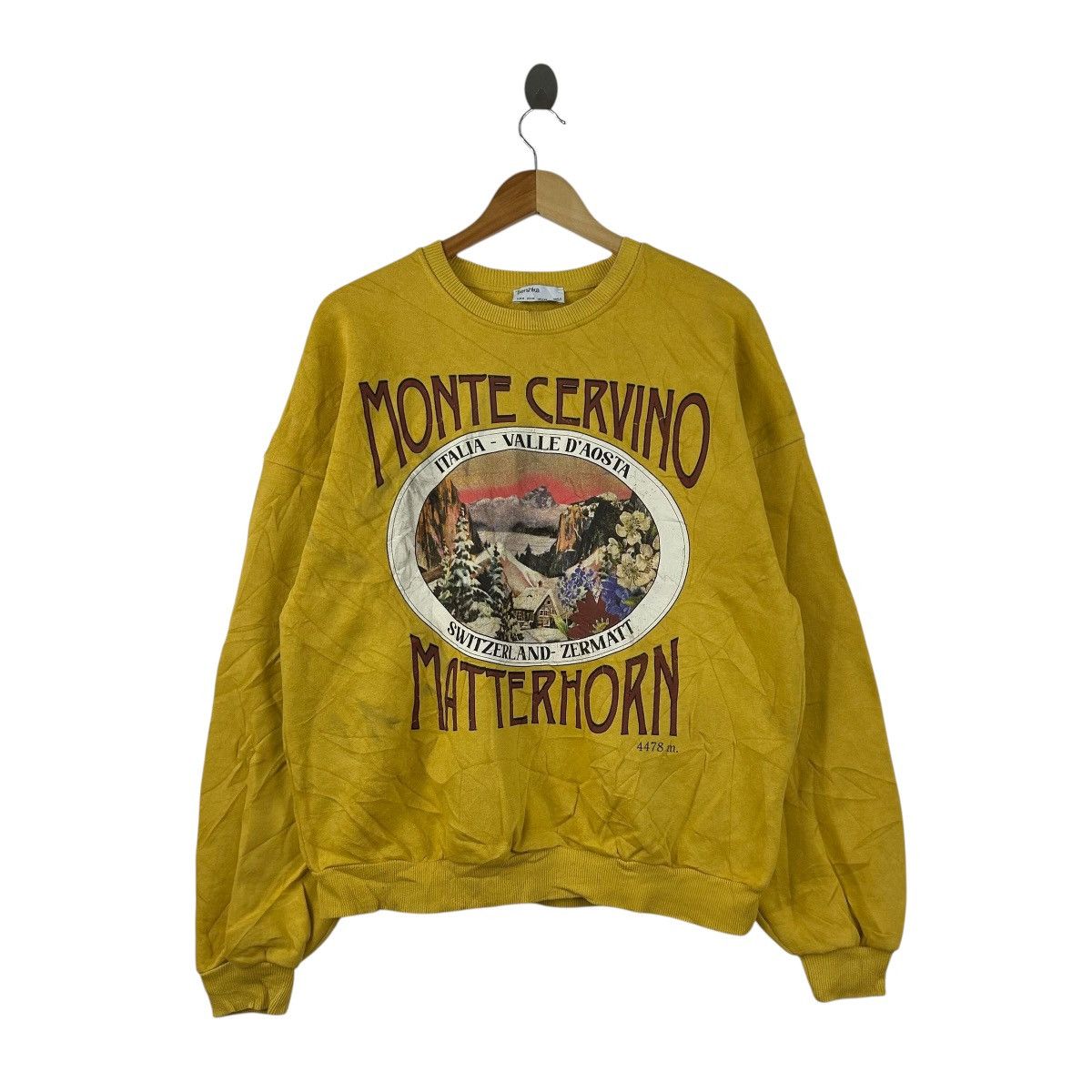 Bershka Monte Cervino Matterhorn Graphic Vintage Sweatshirt Size US M / EU 48-50 / 2 - 1 Thumbnail