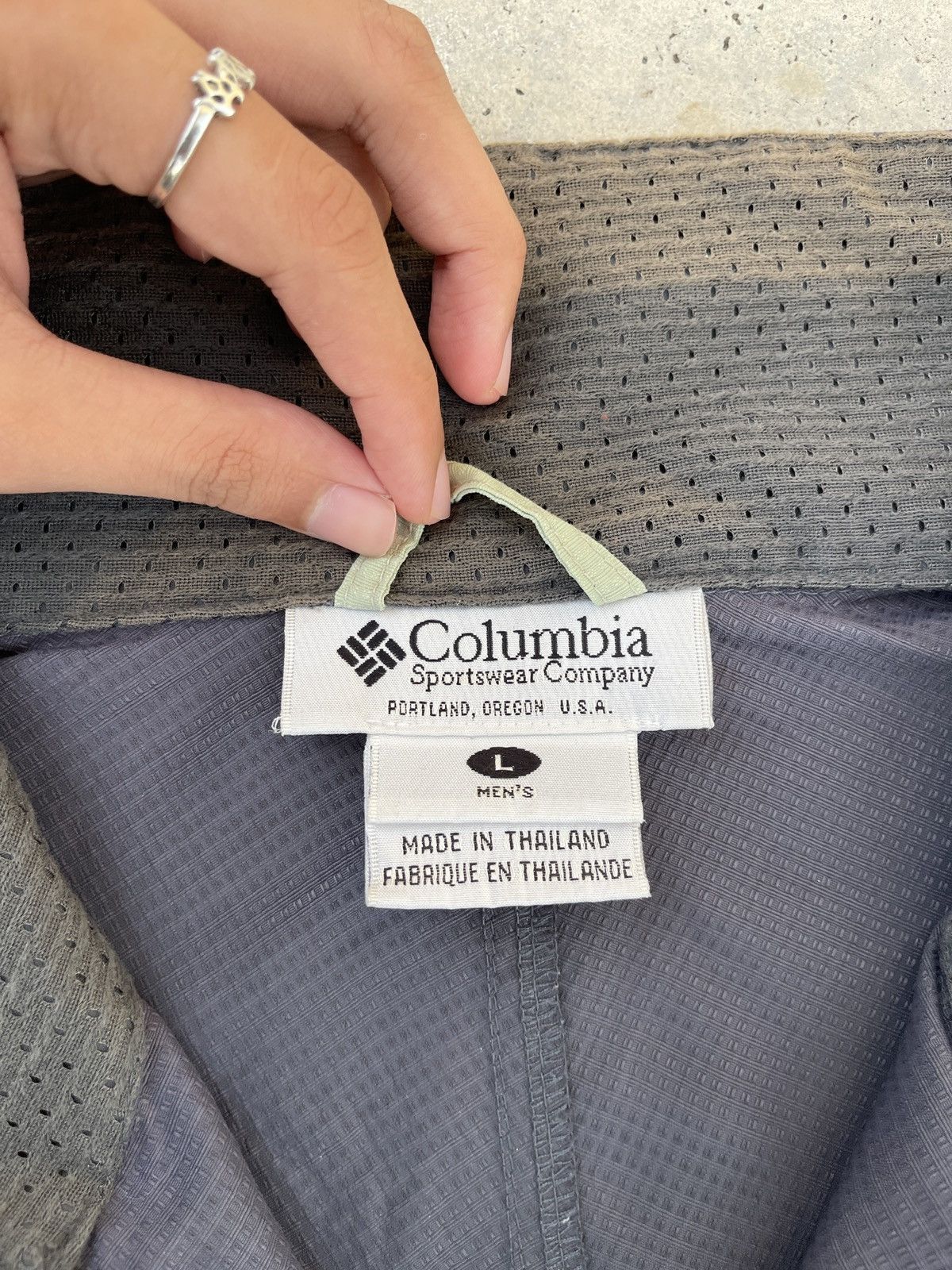 Columbia × Vintage Vintage Columbia Y2K Zip Up Windbreaker Size US XL / EU 56 / 4 - 6 Thumbnail