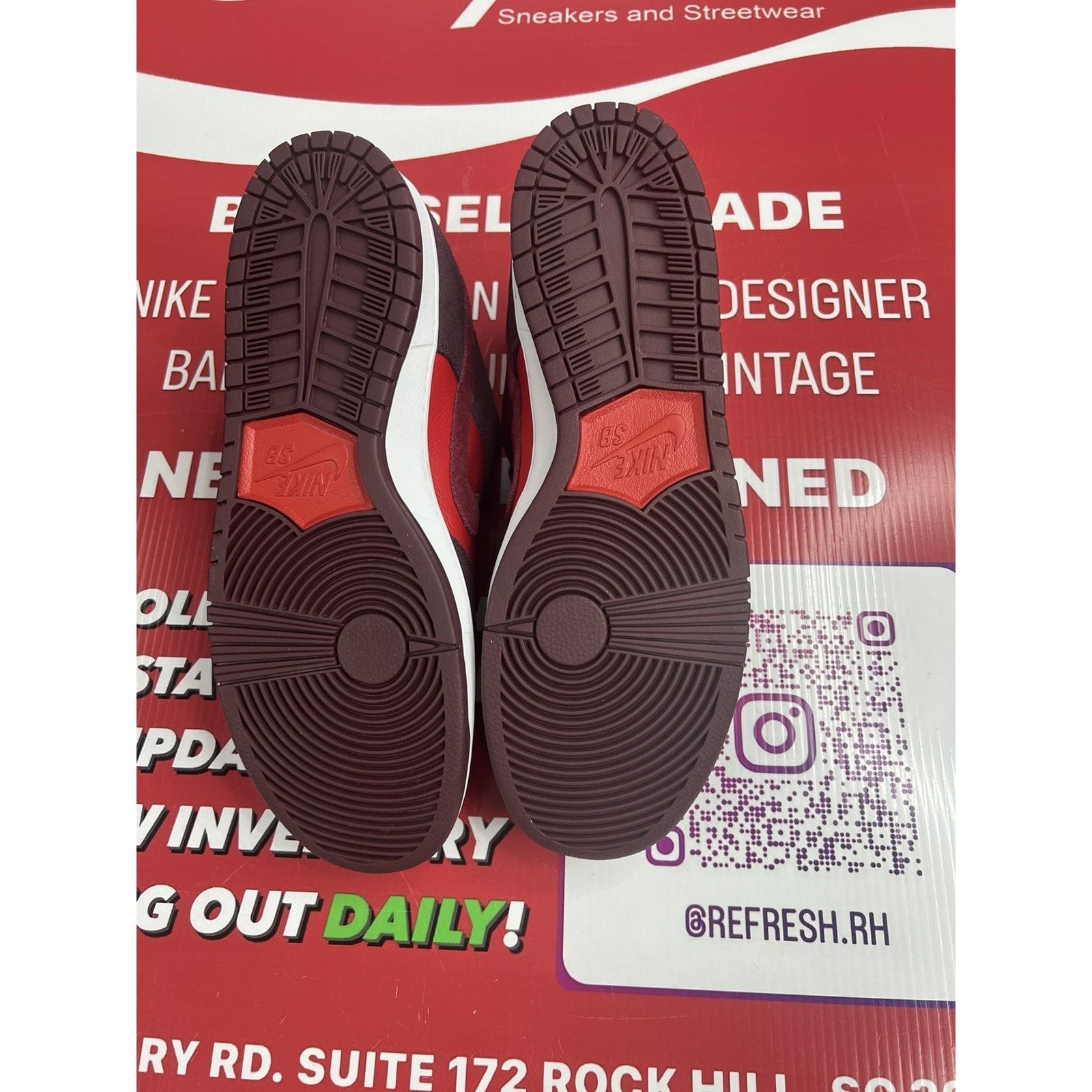Nike Nike Dunk Low Pro Cherry 2022 Size 13 DM0807-600 Size US 13 / EU 46 - 2 Thumbnail
