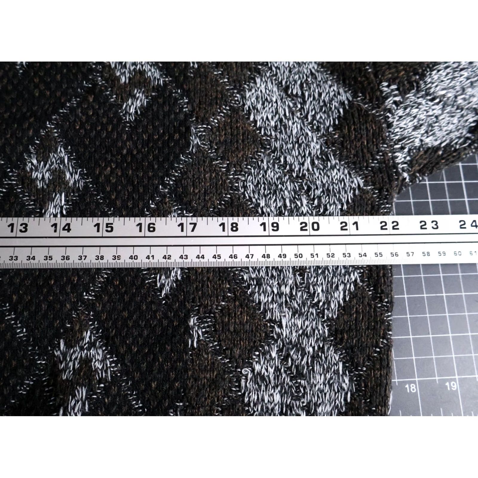 Vintage VINTAGE Chunky Knit 90s Dad Retro Gray Brown Diamond Pattern Sweater Men's Large Size US L / EU 52-54 / 3 - 5 Thumbnail