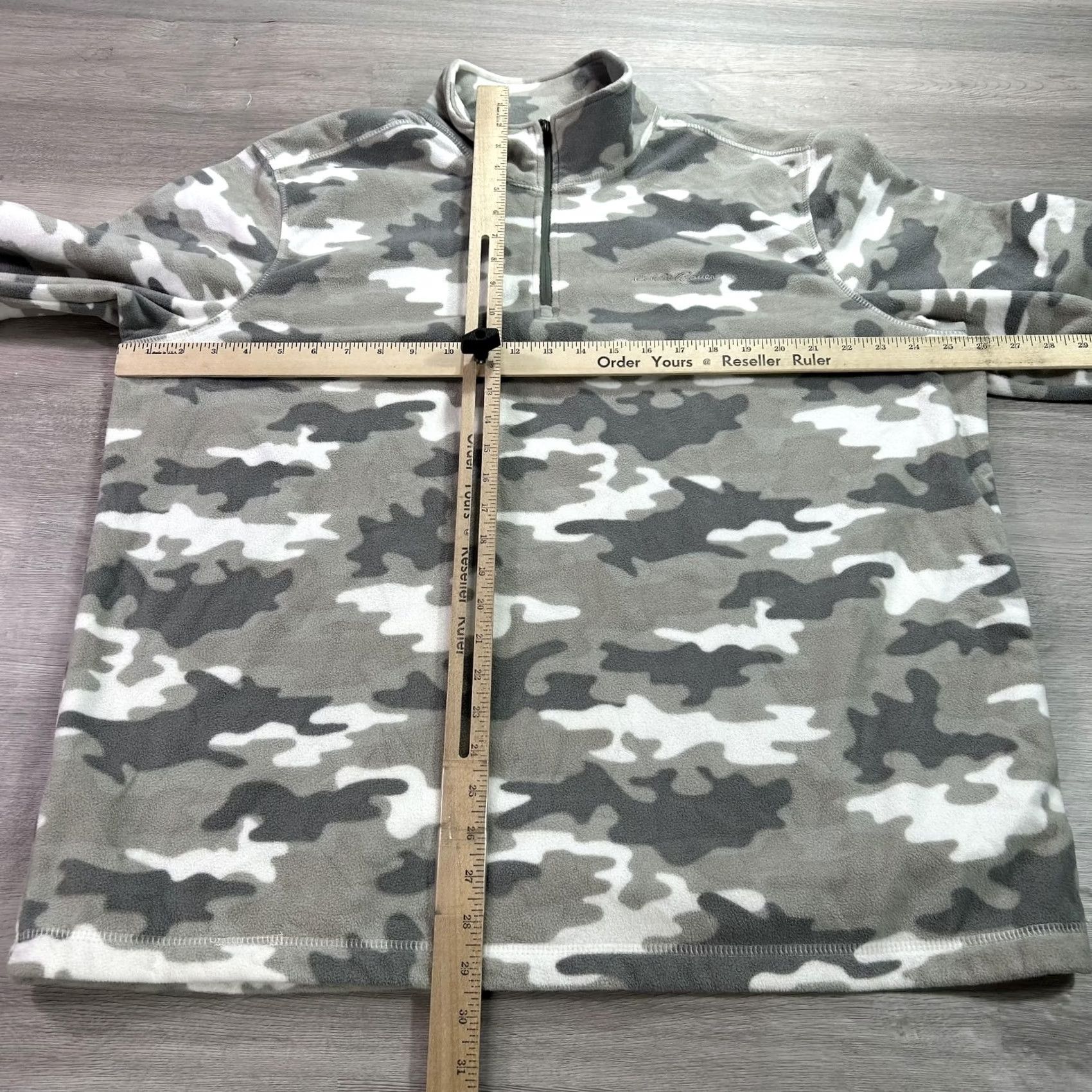 Eddie Bauer Eddie Bauer Sweatshirt Mens XL Gray Camouflage Print 1/4 Zip Fleece Pullover Size US XL / EU 56 / 4 - 5 Thumbnail
