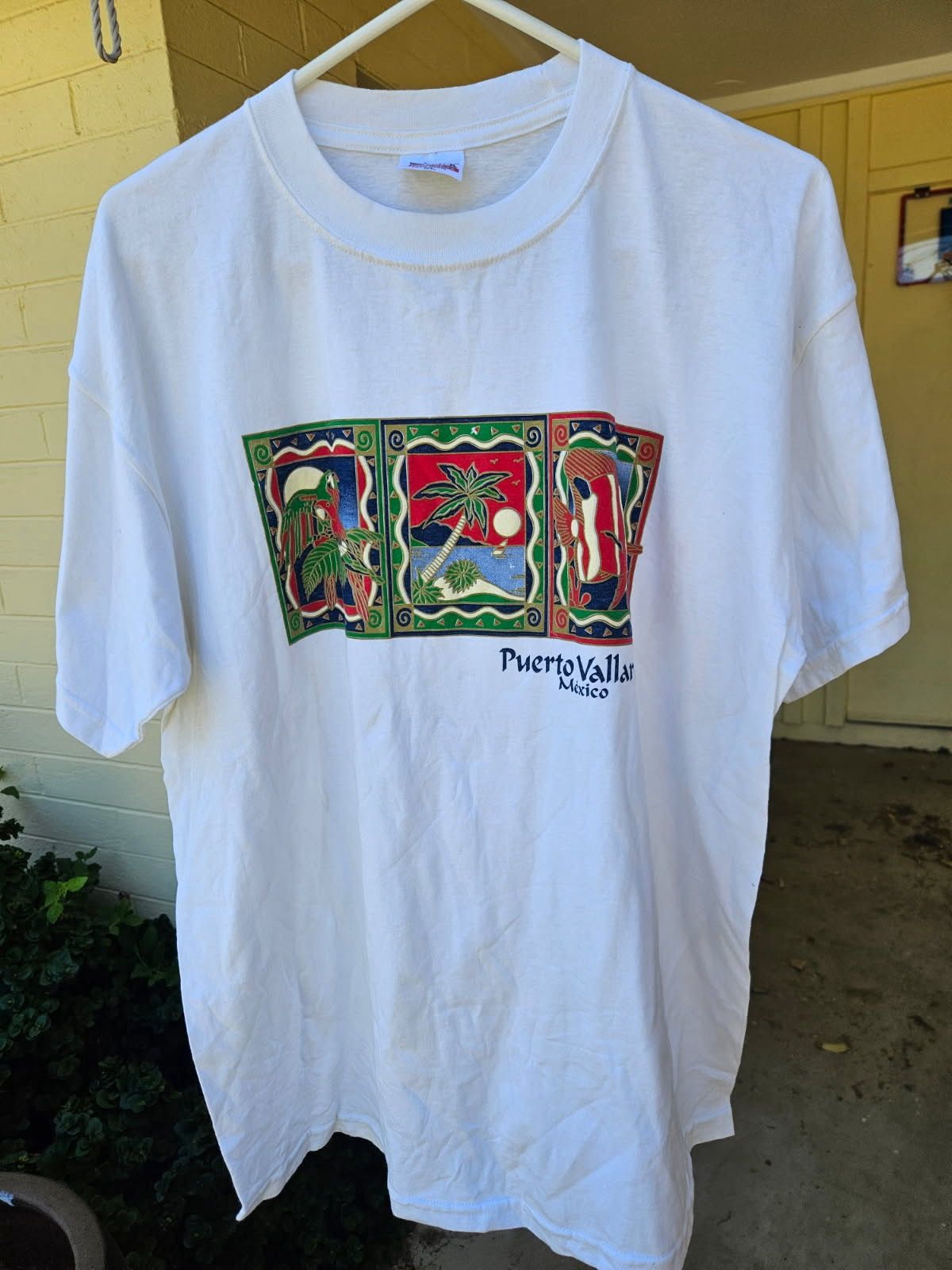 Other Puera Vallarta Mexico Vintage Bermack Tee Size US XL / EU 56 / 4 - 1 Thumbnail