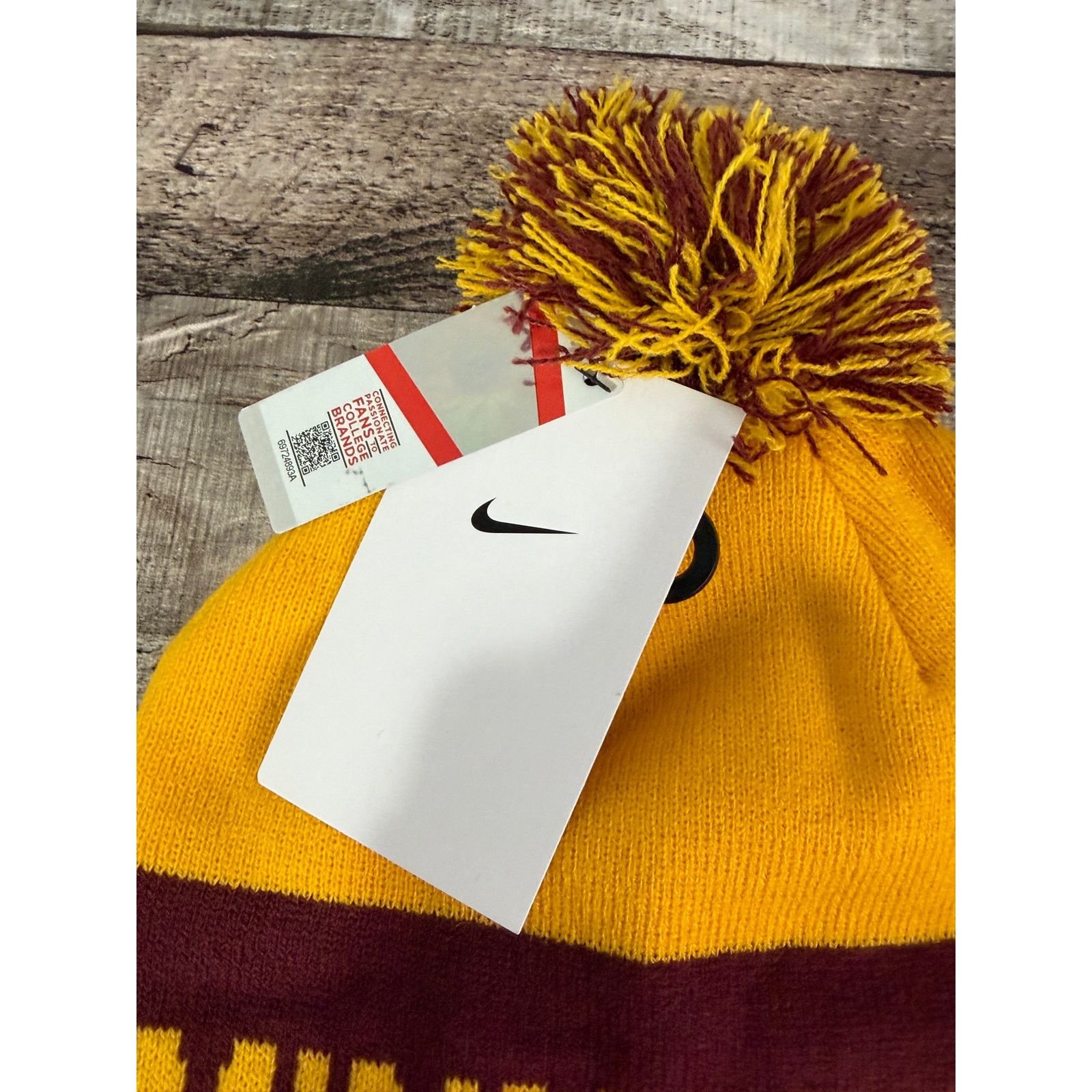 NCAA NWT University of Minnesota Gophers Nike Winter Hat/Beanie Size ONE SIZE - 4 Thumbnail