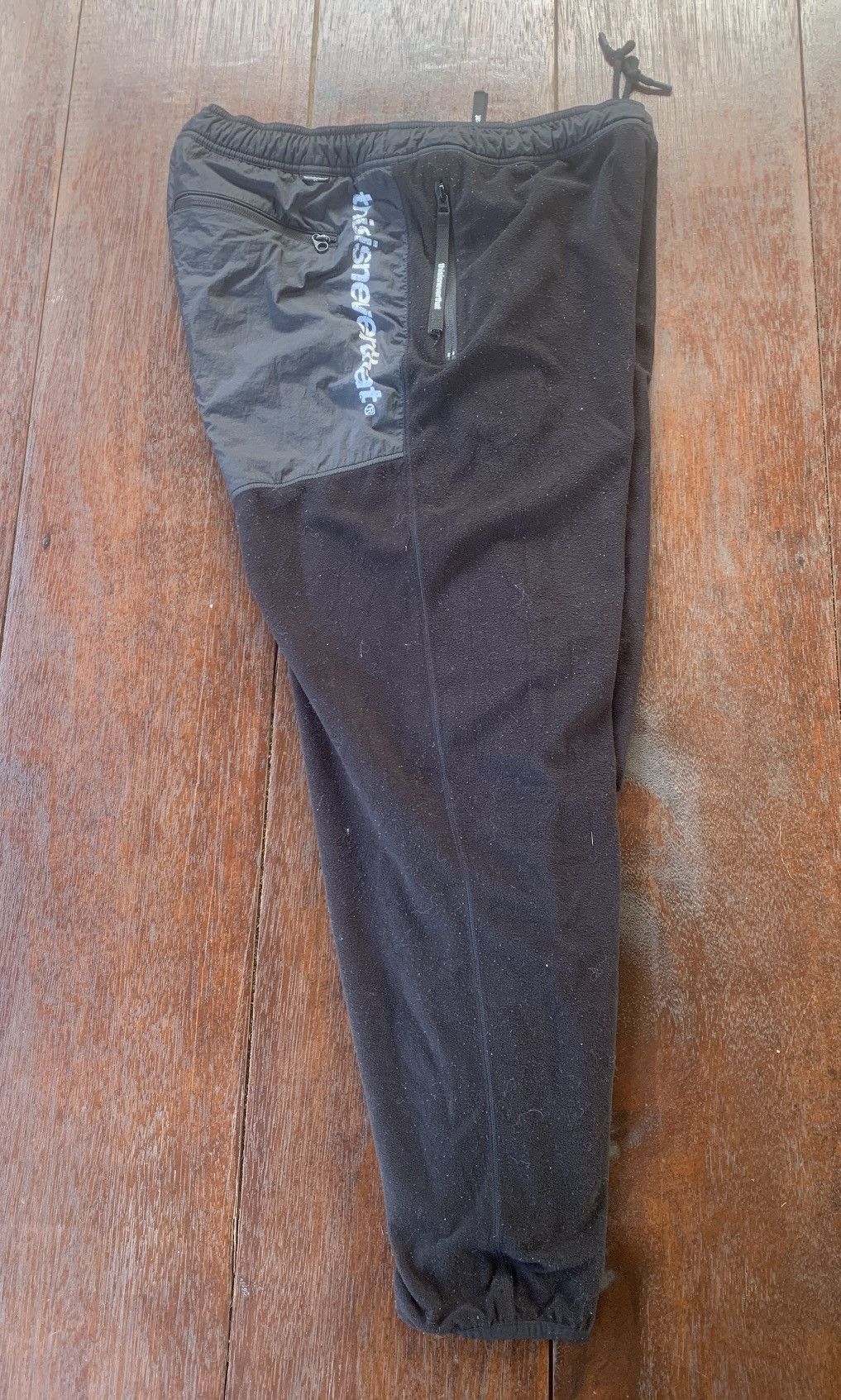 thisisneverthat This is never that black fleece joggers Size US 35 - 1 Thumbnail