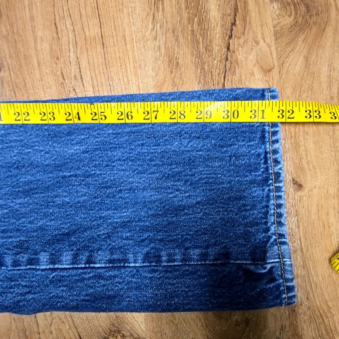 Levi's Levi's 501 Jeans Button Fly Faded Blue Denim 34x34 Size US 34 / EU 50 - 14 Thumbnail