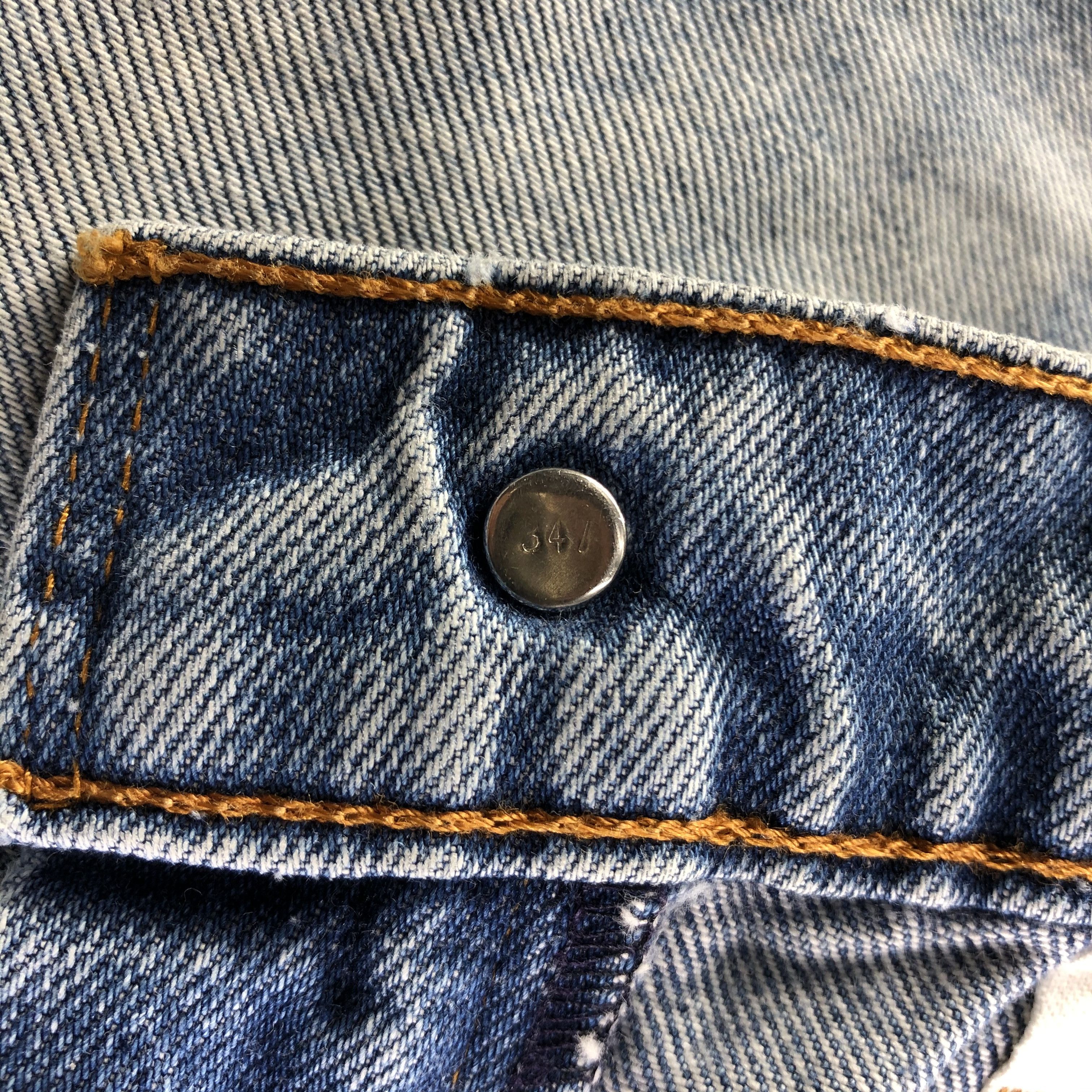 Levi's Vintage Levis 626 Jeans Distressed Denim KJ2396 Size US 29 - 9 Thumbnail