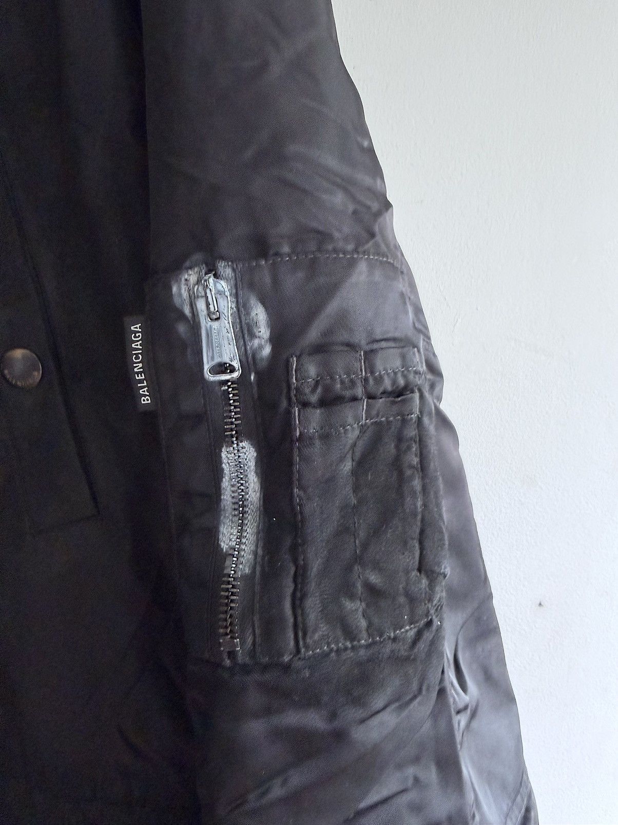 Balenciaga Fall 23 Distressed Graffiti Parka (48) Size US M / EU 48-50 / 2 - 3 Thumbnail