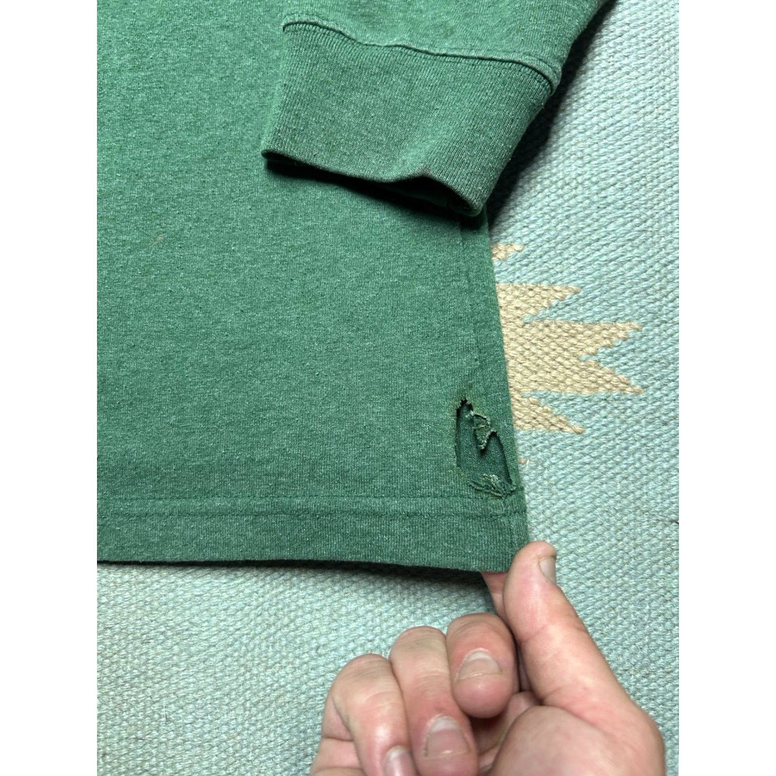 Carhartt VINTAGE Carhartt Long Sleeve Henley T Shirt Loose Fit Green Blank Distressed Adult XL Size US XL / EU 56 / 4 - 2 Thumbnail