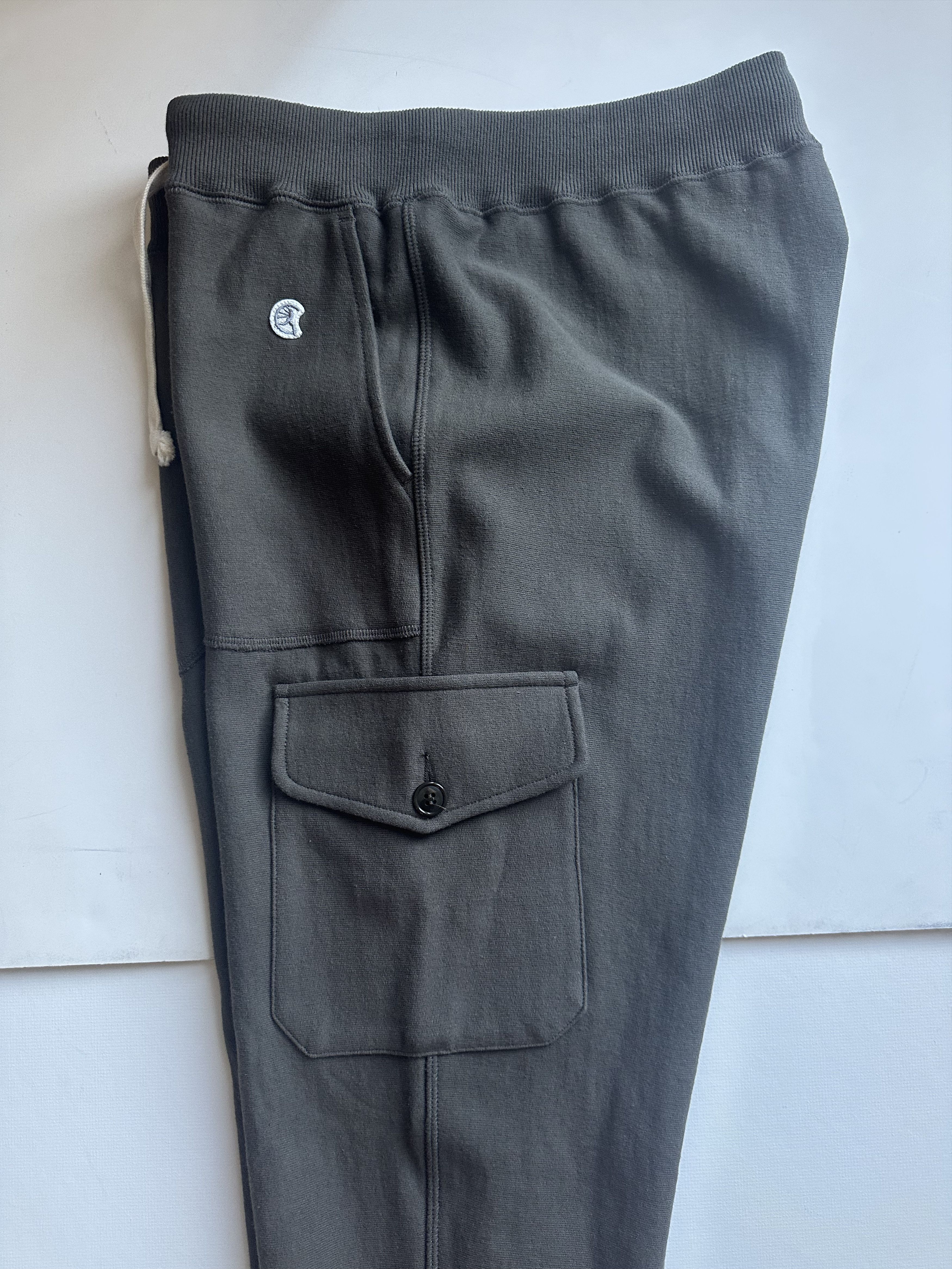 Champion × Todd Snyder Todd Snyder x Champion Cargo Joggers - Olive - XL (NWOT) Size US 36 / EU 52 - 1 Thumbnail
