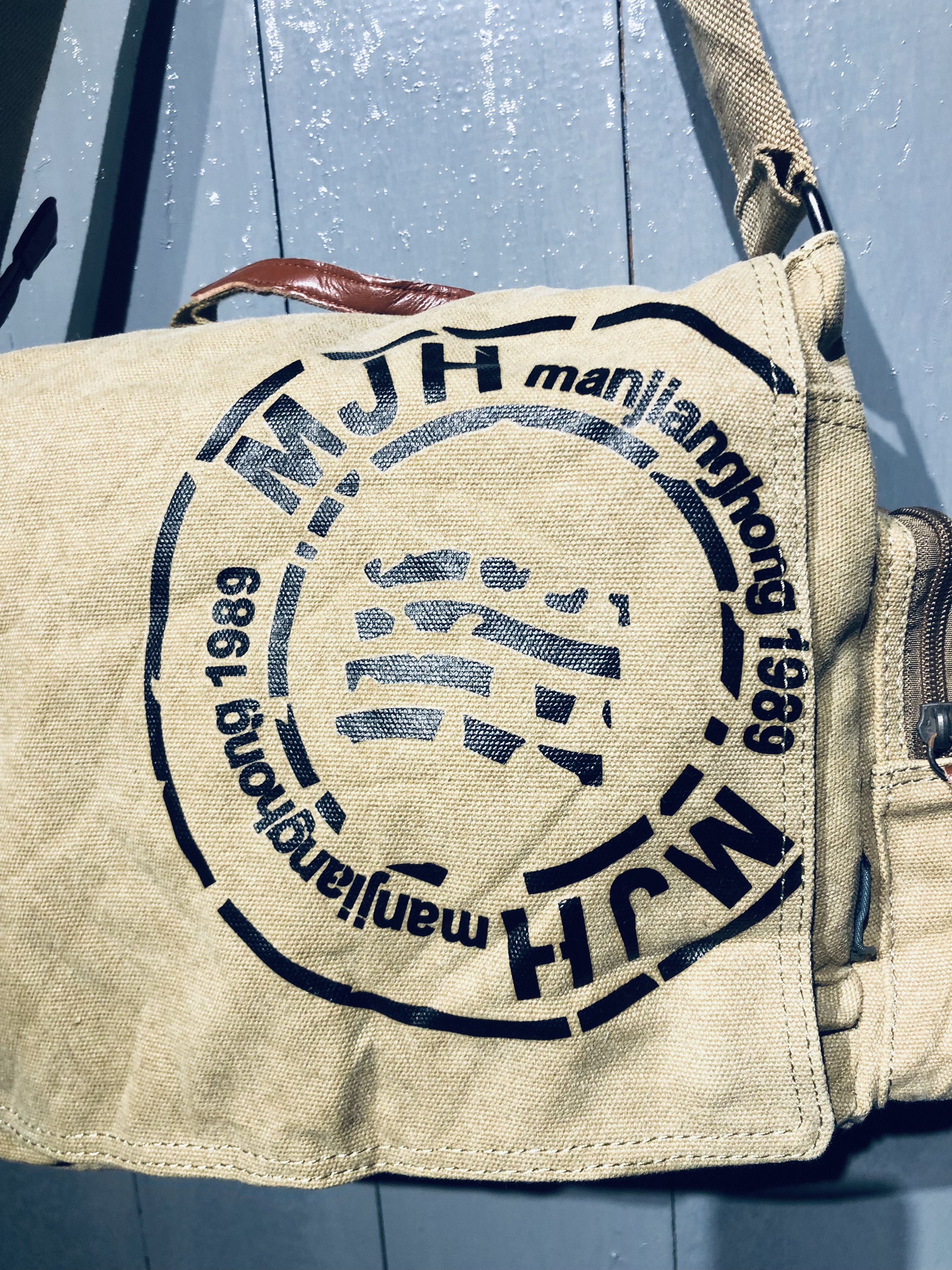 Japanese Brand Japanese Khaki Messenger Bag Size ONE SIZE - 5 Thumbnail