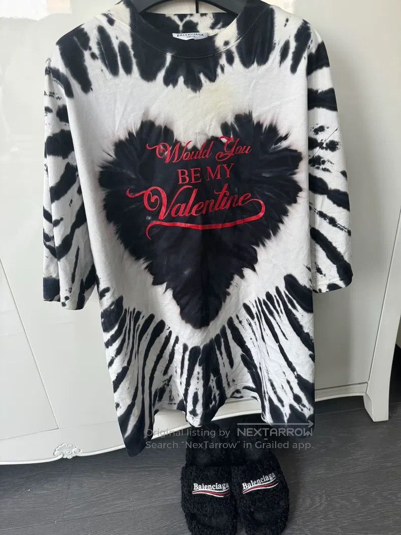 Balenciaga Balenciaga Valentine's Day Limited Edition Tie-Dye T-Shirt Size US S / EU 44-46 / 1 - 1 Thumbnail