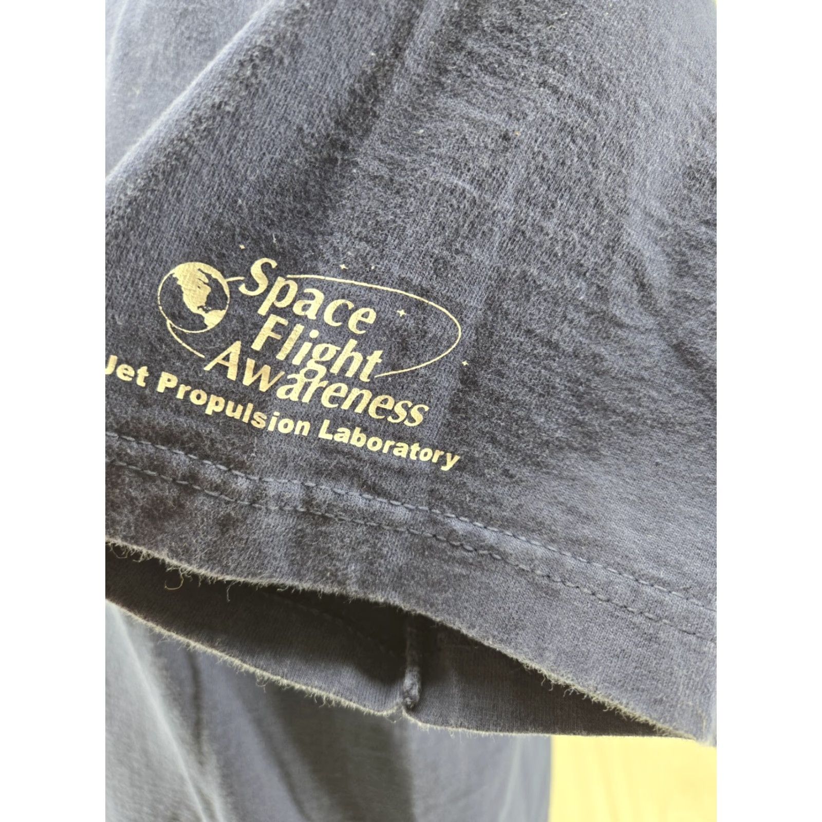Fruit Of The Loom VINTAGE Space Flight Awareness T Shirt Mens Large Blue Nike Shirt Size US L / EU 52-54 / 3 - 6 Thumbnail