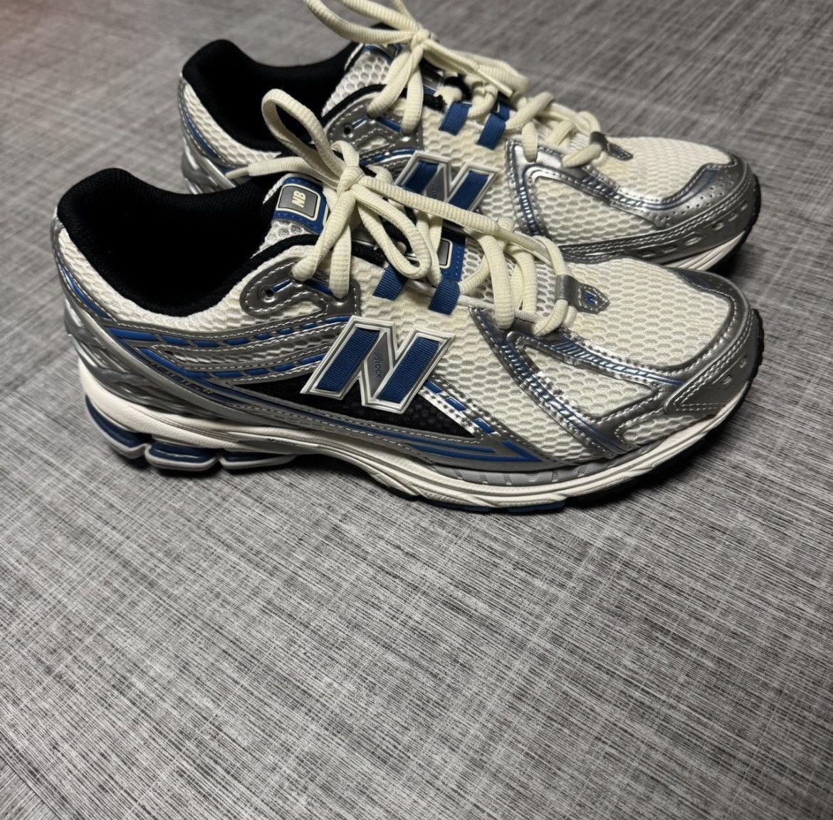 New Balance NEW BALANCE 1906R “silver blue agate” Size US 11.5 / EU 44-45 - 3 Thumbnail