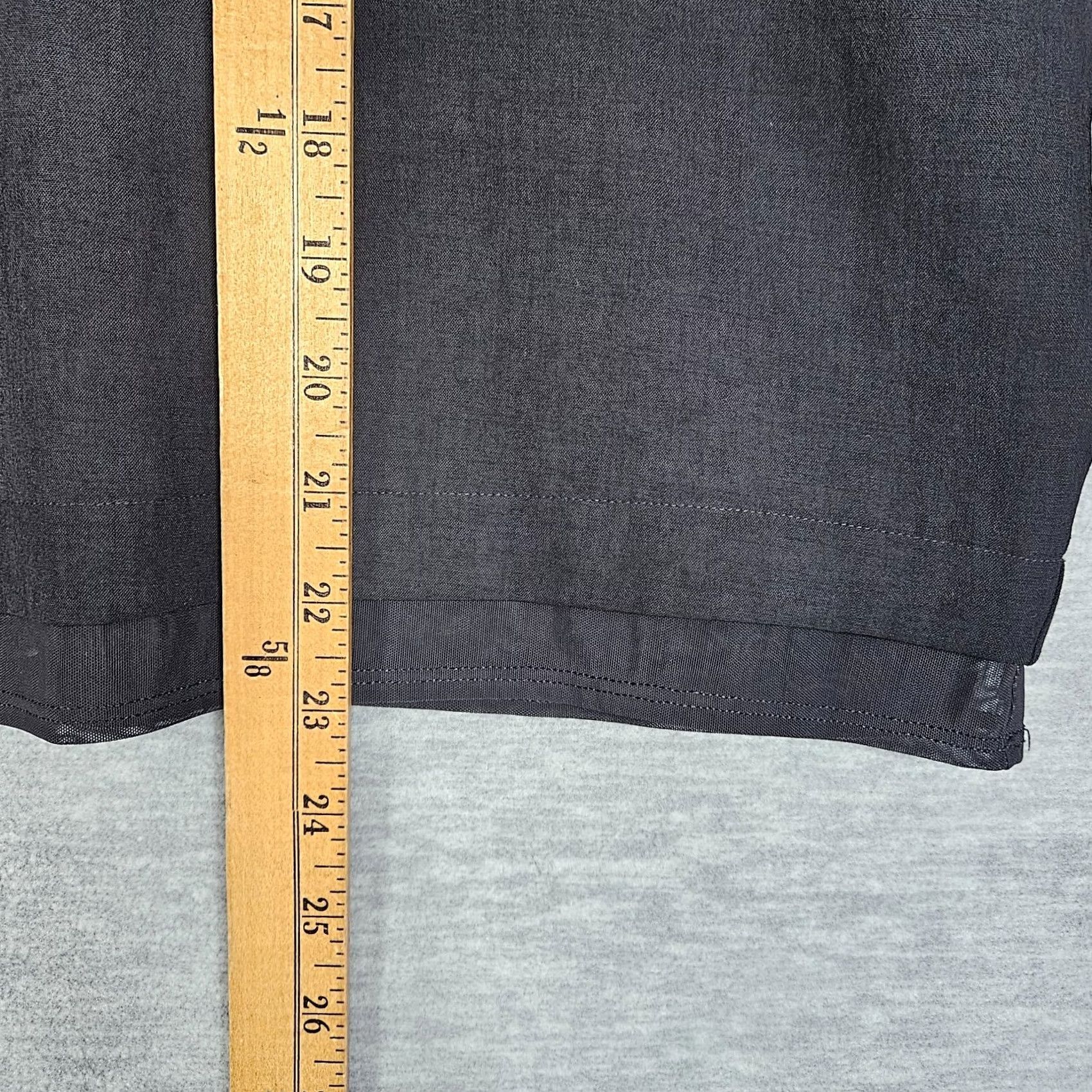 Lululemon Lululemon Women's Black Shift in Time Short Sleeve Layer Top Size 6 W3DBKS Shirt Adult Regular Black 6 Women Shirts Men's? Size M / US 6-8 / IT 42-44 - 7 Thumbnail