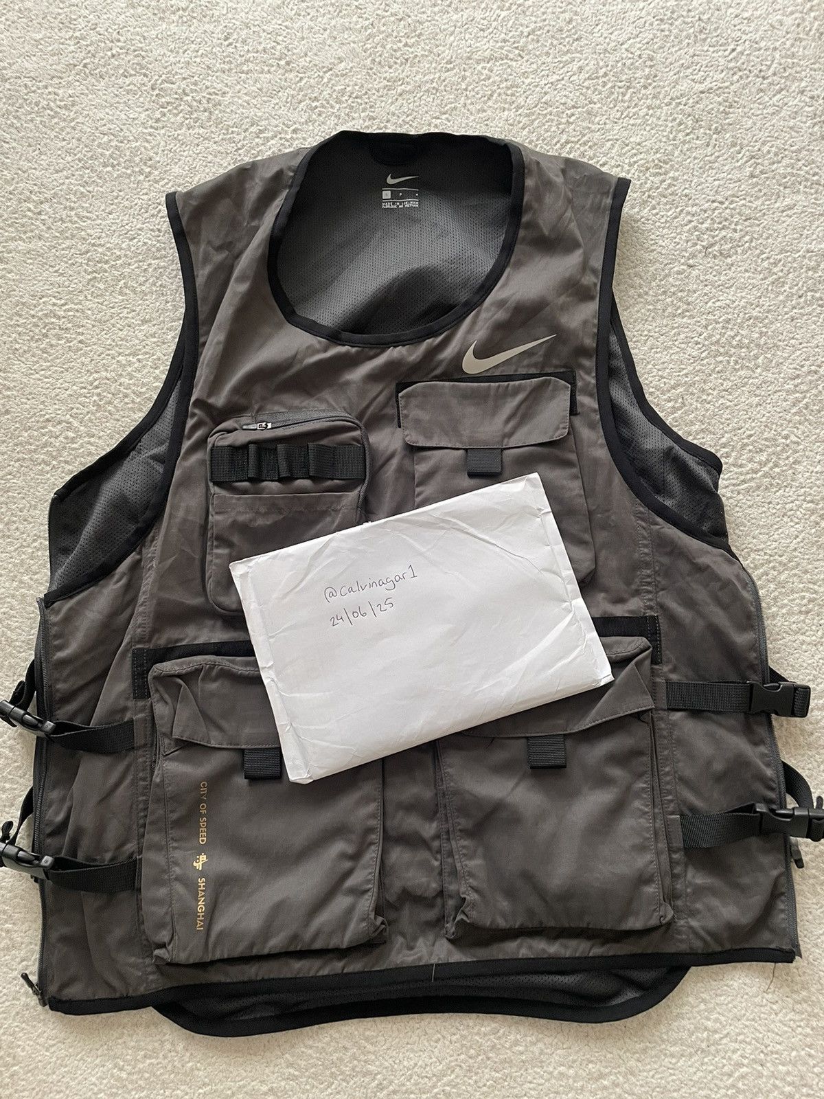Nike Nike Tech Utility Pocket Technical Reflective Cargo Vest Size US S / EU 44-46 / 1 - 6 Thumbnail