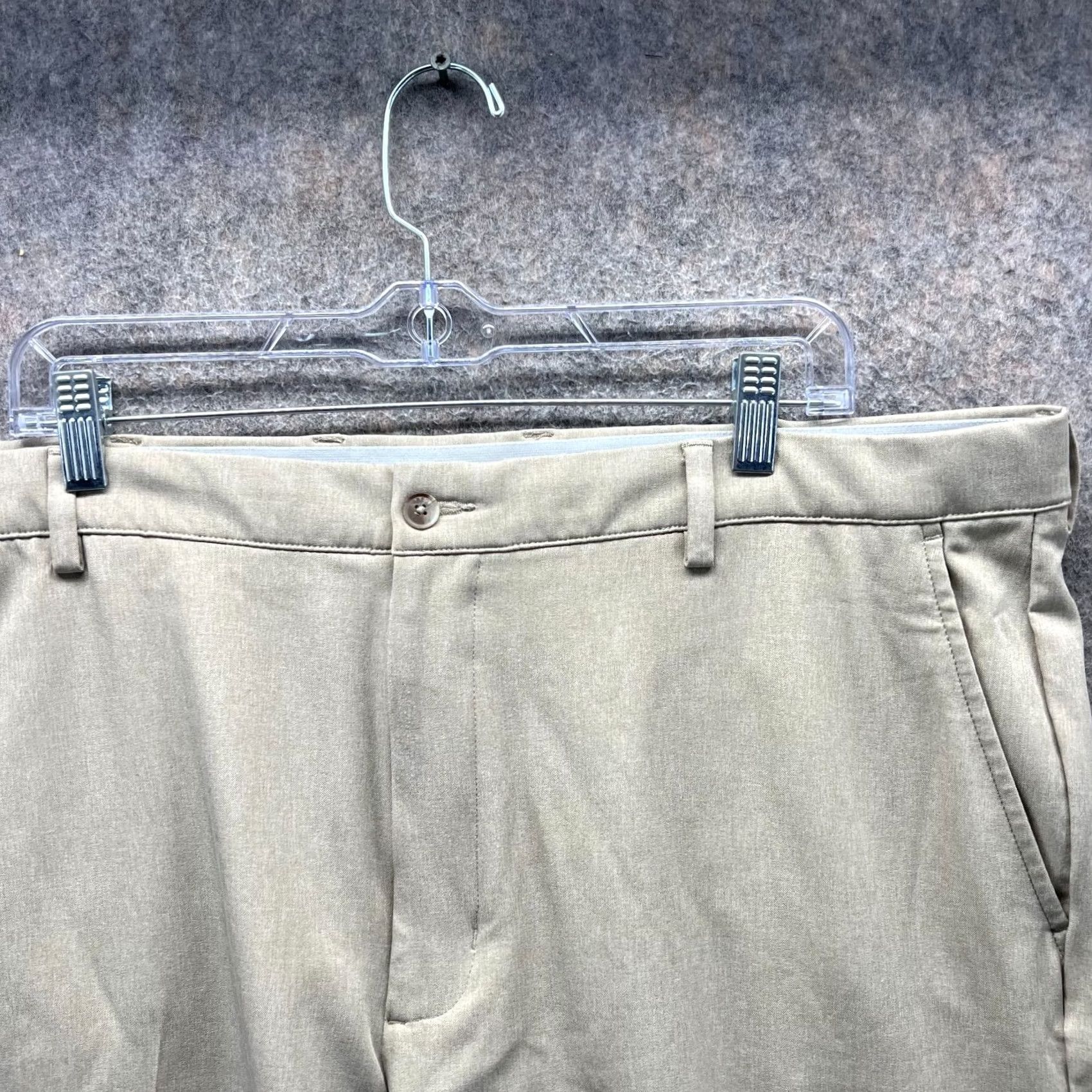 Vintage Greg Norman Shorts Mens 40 Khaki Beige Chino Flat Front Casual Golf / Mens / 40 / Beige Size US 40 / EU 56 - 7 Thumbnail