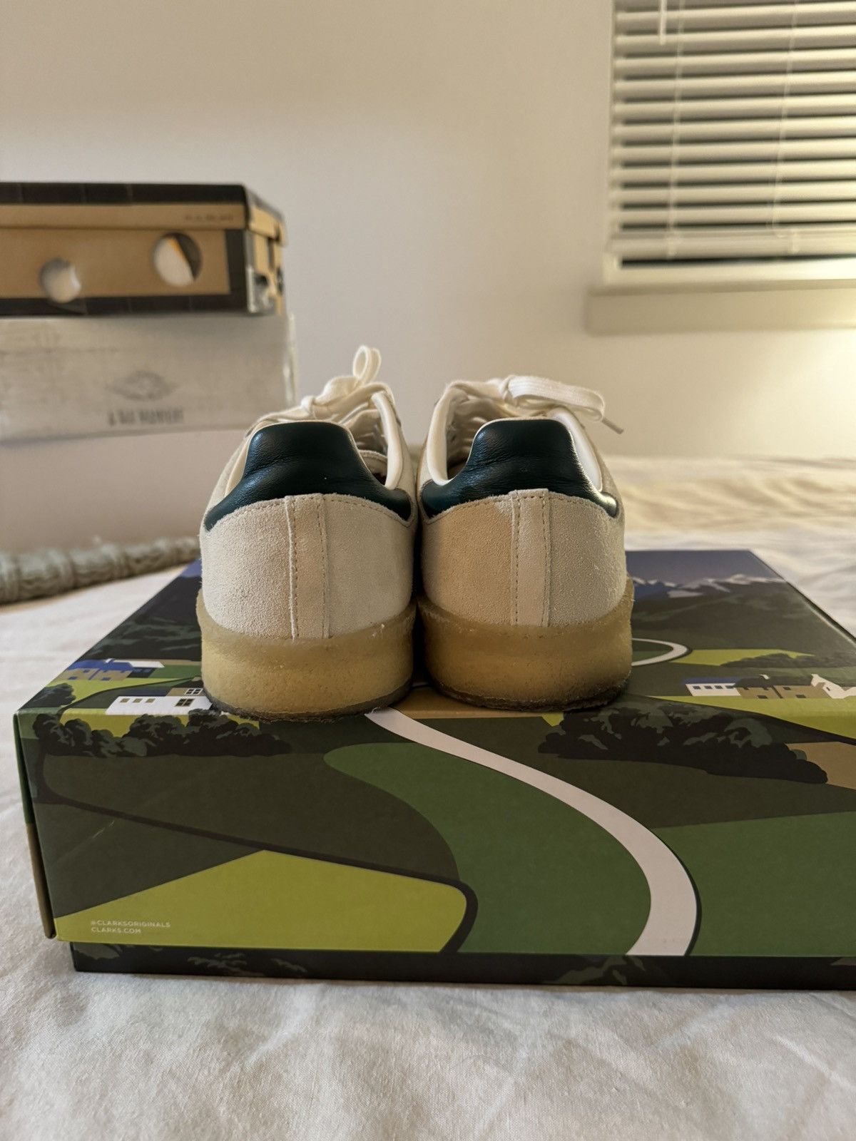 adidas gazelle silver green womens adidas x Ronnie Fieg x Clarks 8th Street Samba 'Chalk White' ID7297 US 4