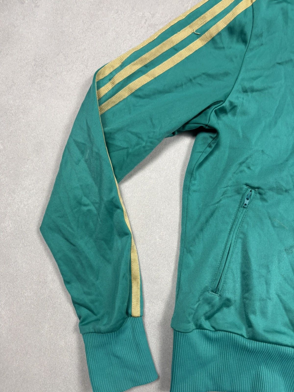 Adidas Vintage Adidas Originals Green Trefoil Track Jacket Size 36 Size XS / US 0-2 / IT 36-38 - 12 Thumbnail