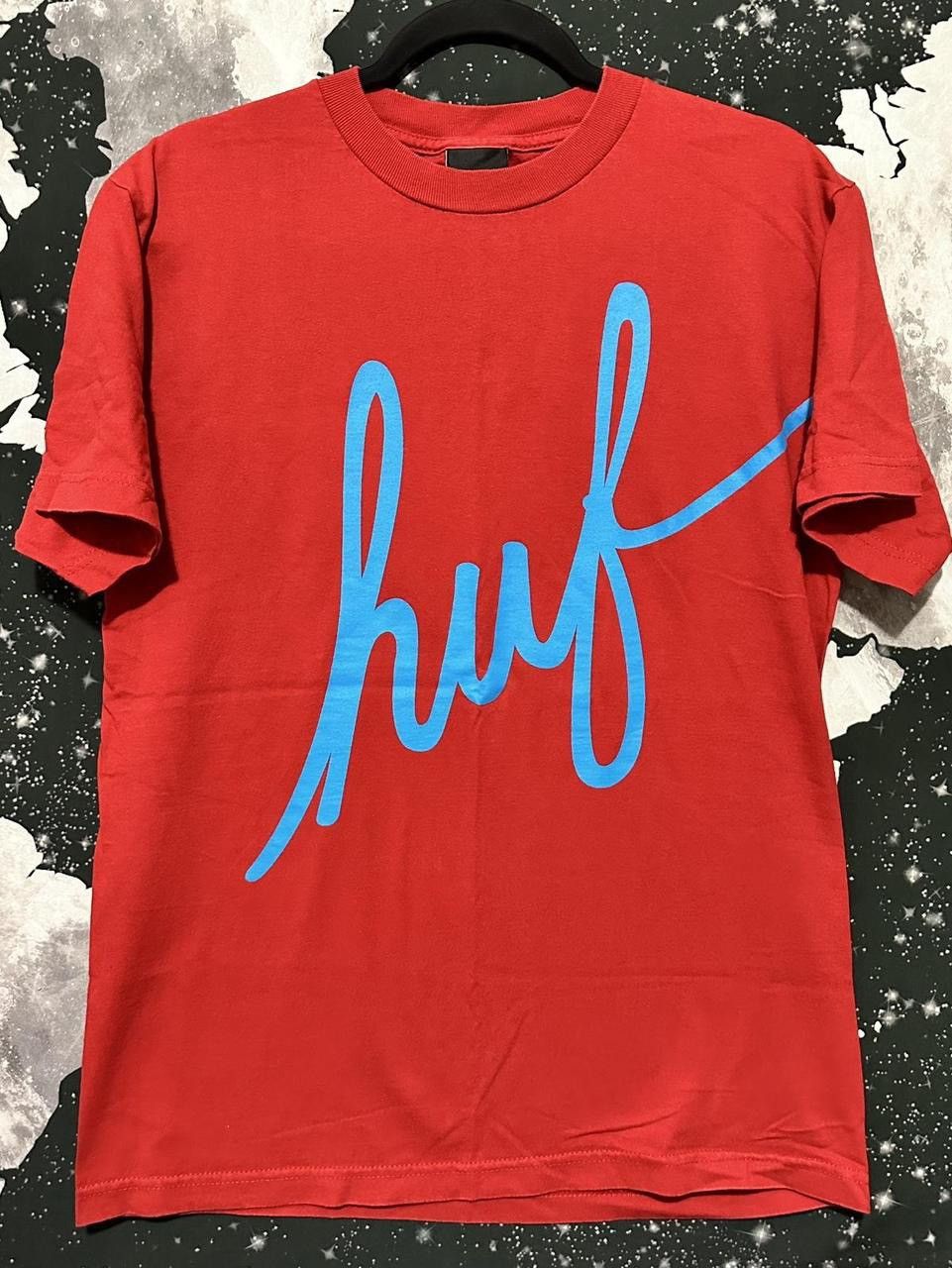 Huf Huf Red Large Script Logo Shirt Size US M / EU 48-50 / 2 - 1 Thumbnail