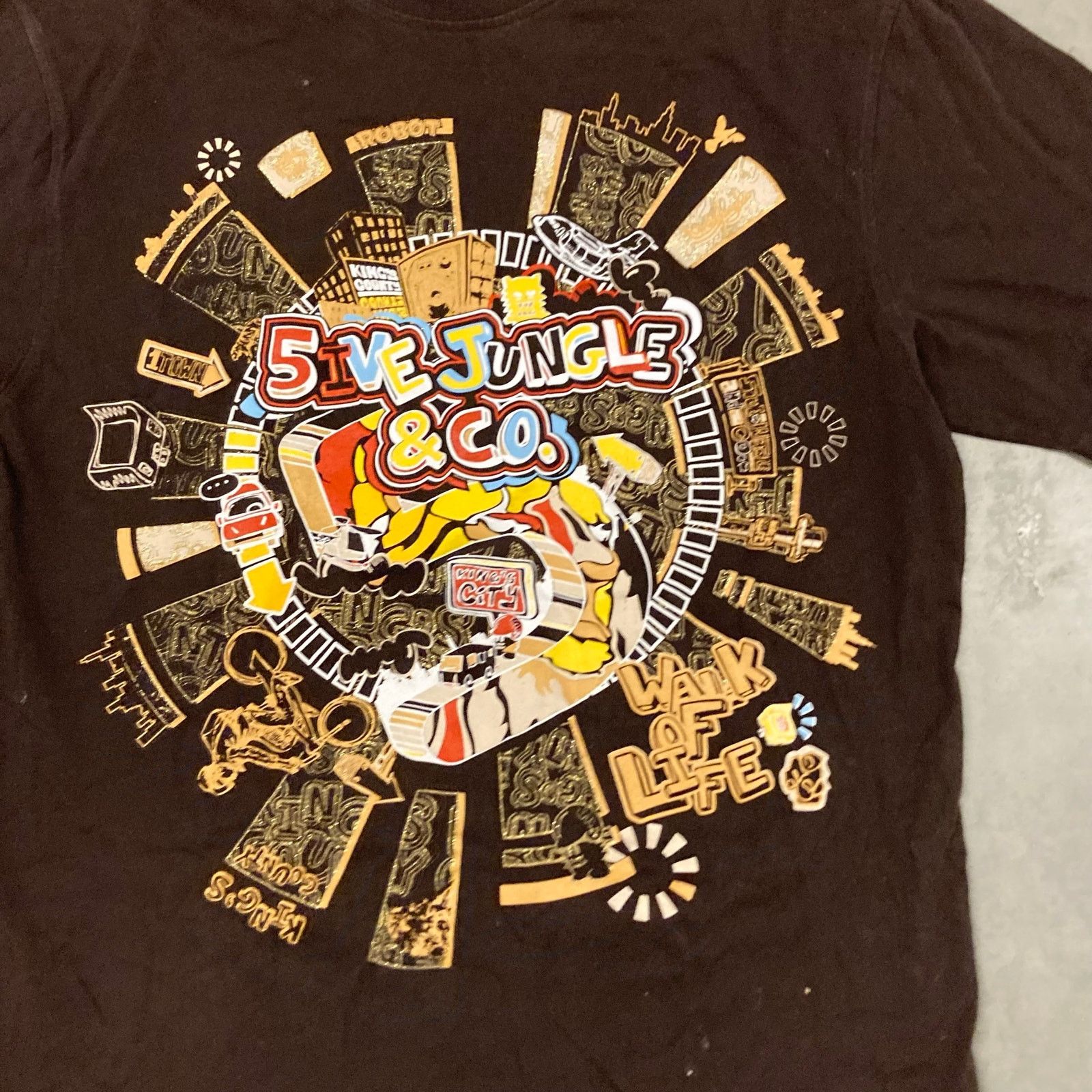 Vintage Y2K 5ive Jungle nyc graphic T-Shirt Size US XL / EU 56 / 4 - 2 Thumbnail